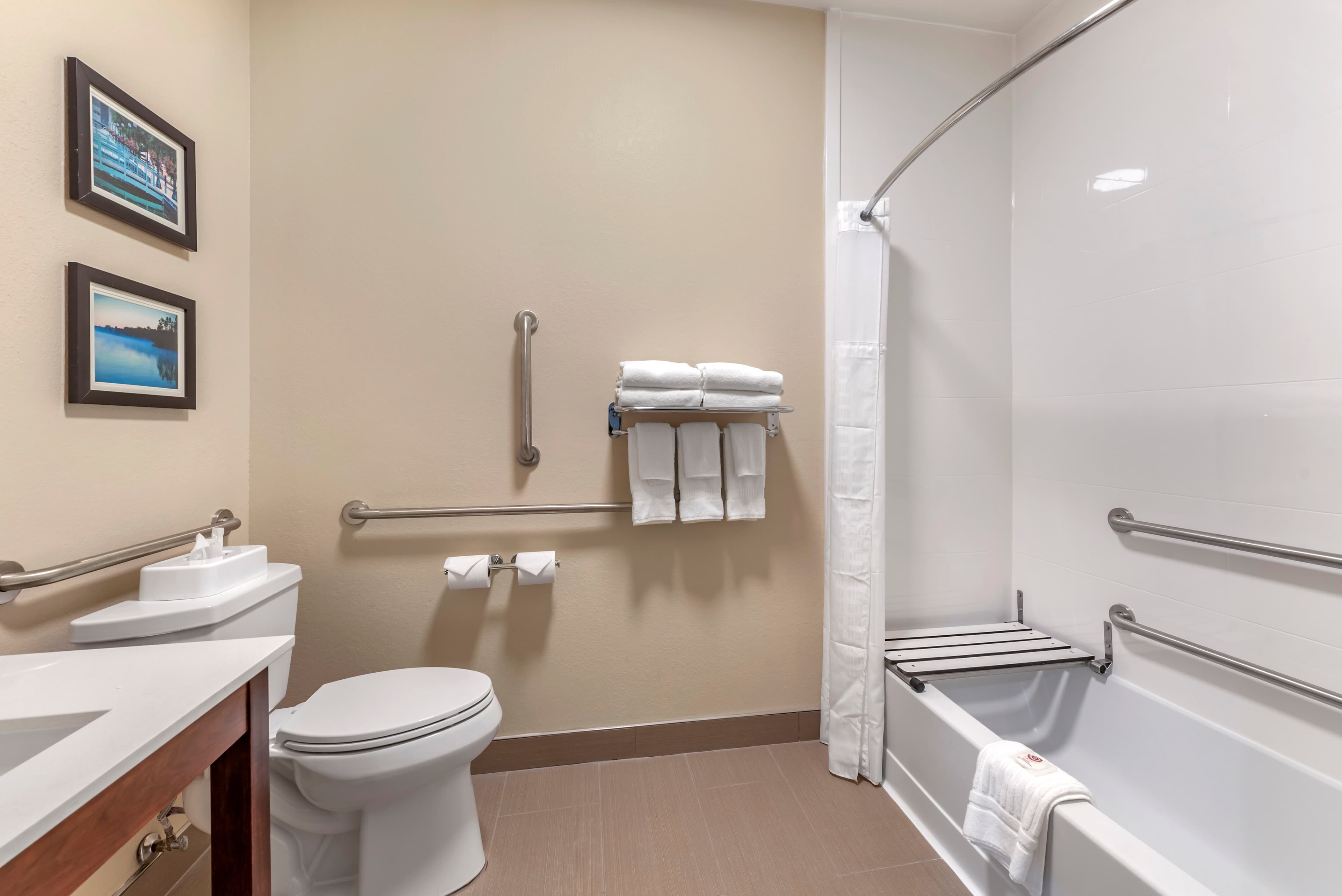 Comfort Inn & Suites Middletown - Franklin — 6