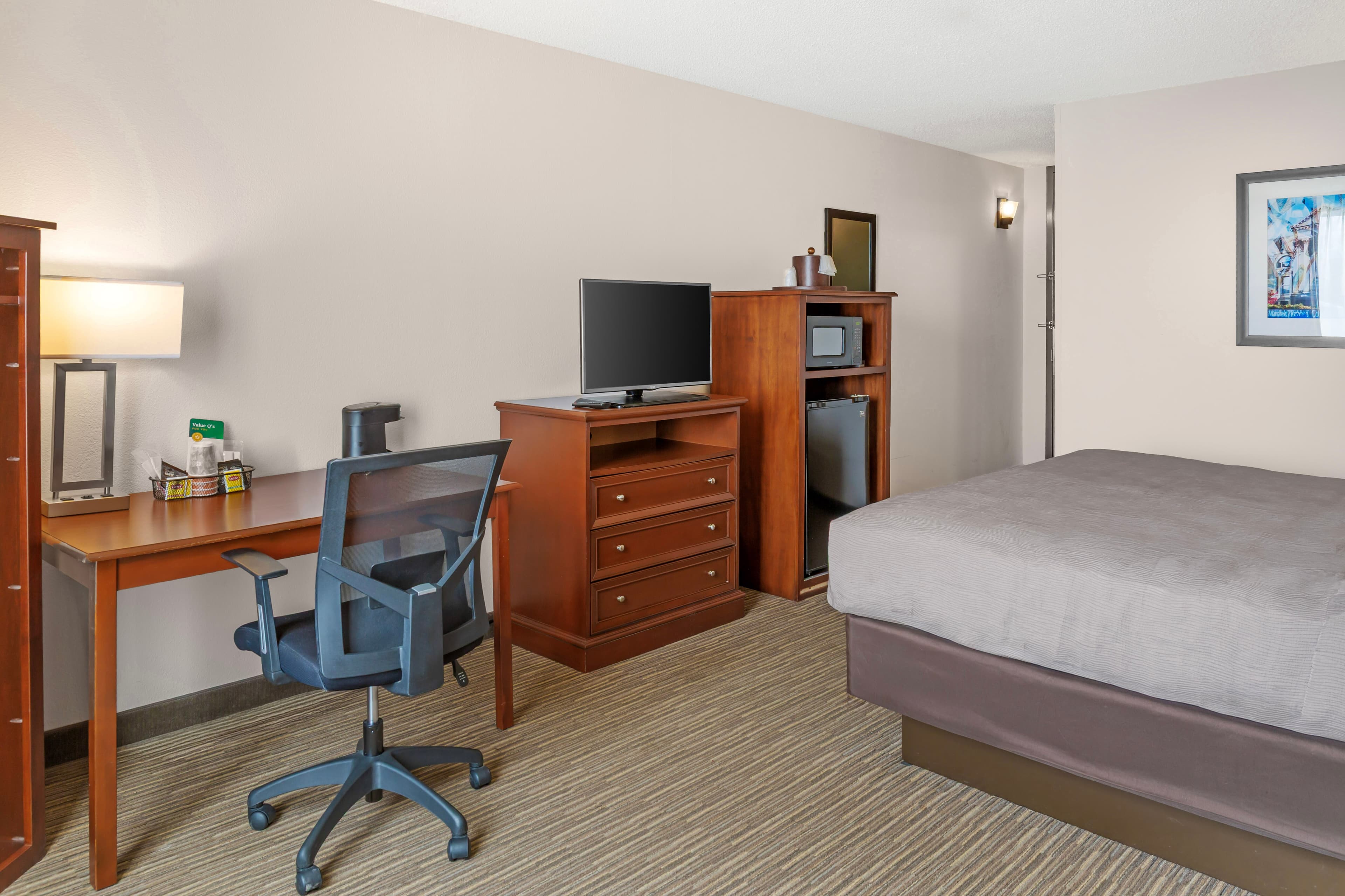 Quality Inn Bucyrus North - Image 5