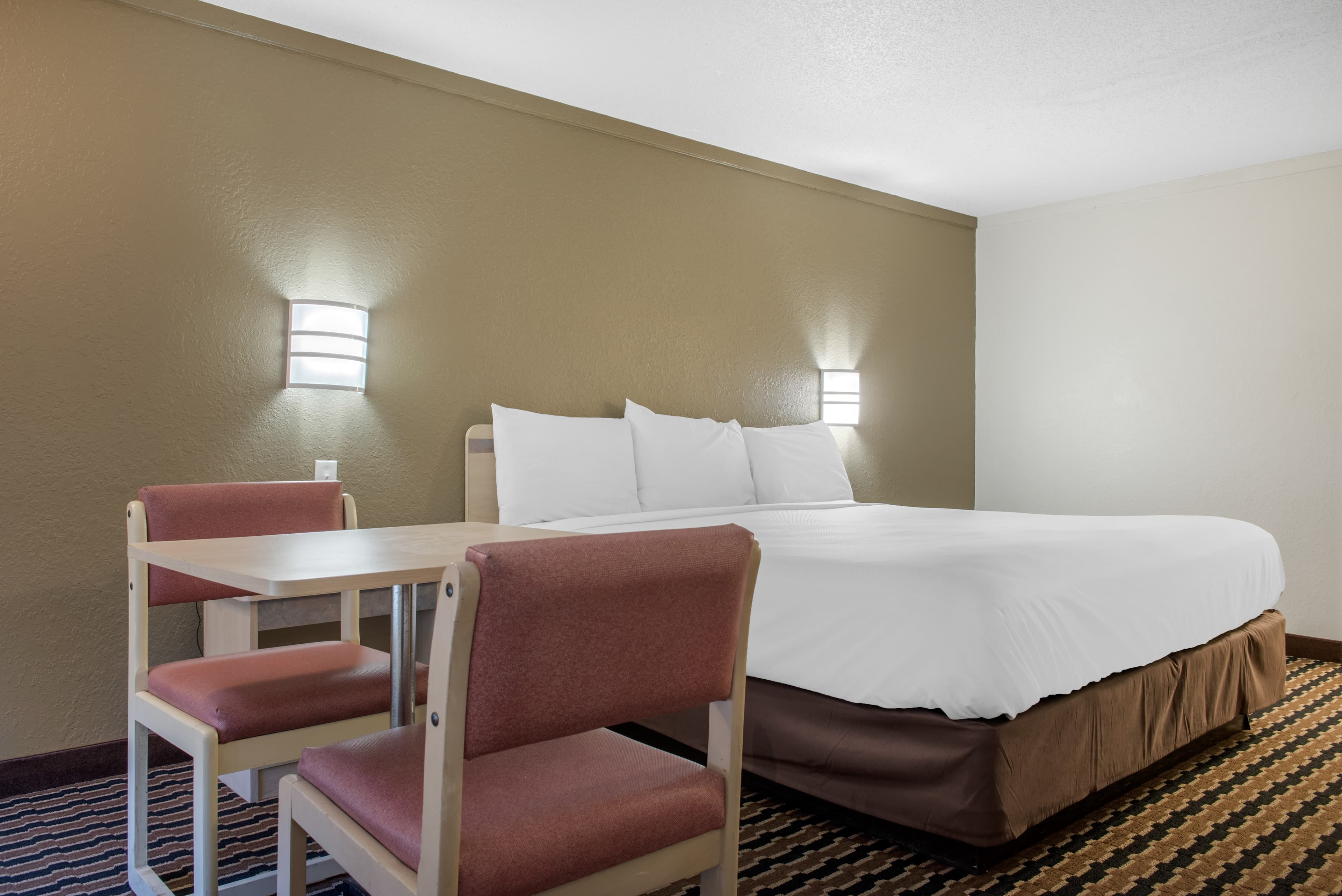 Rodeway Inn Sharonville - Cincinnati North — 9
