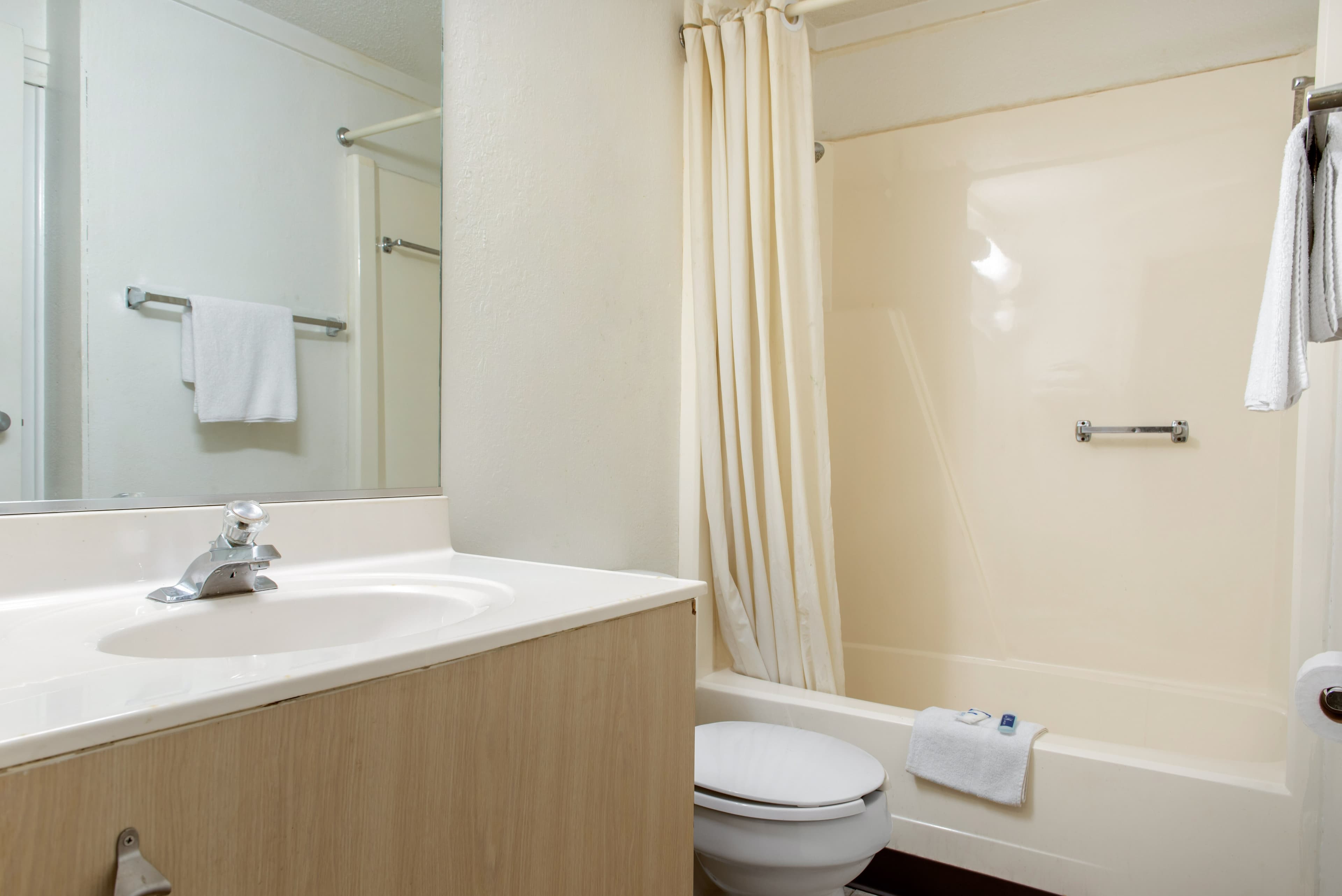 Rodeway Inn Sharonville - Cincinnati North — 35