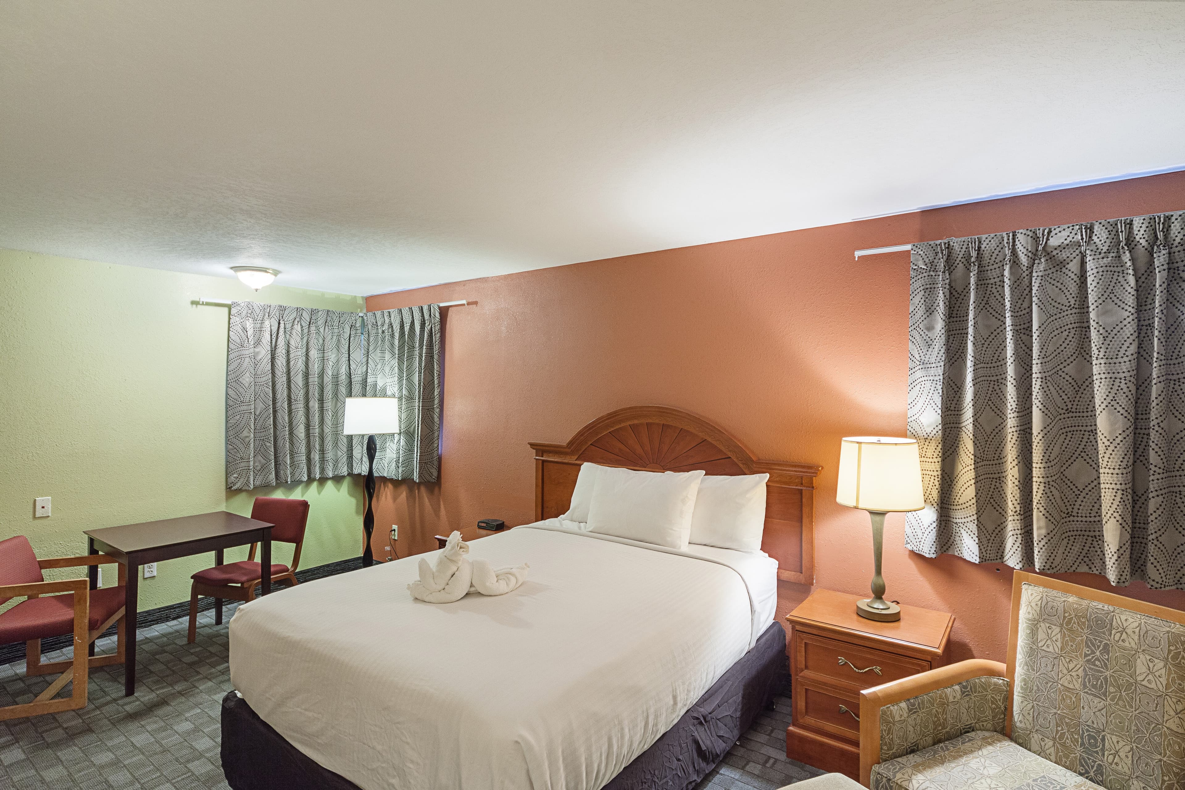 Rodeway Inn Wauseon - Image 4
