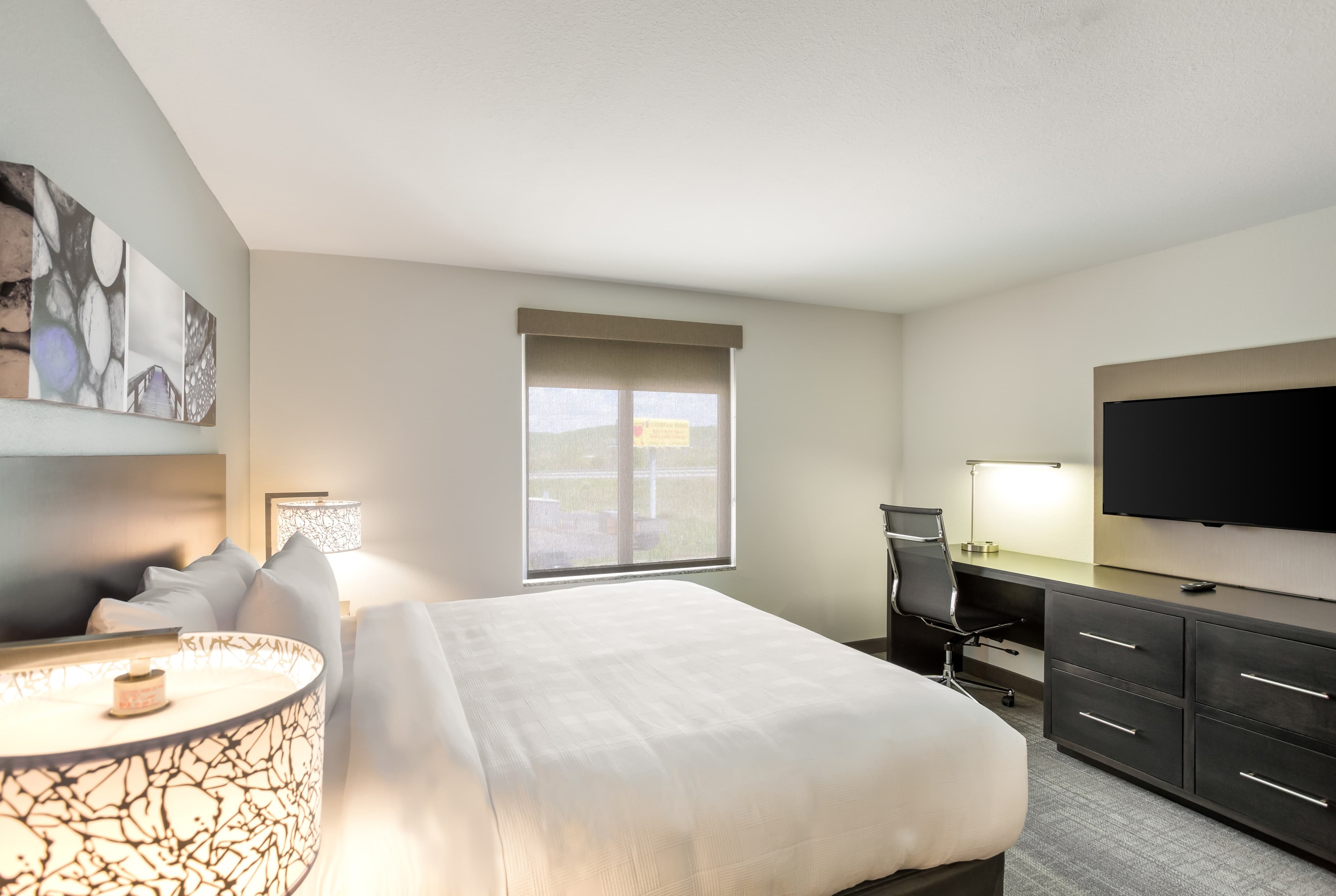 MainStay Suites Logan Ohio-Hocking Hills — 10