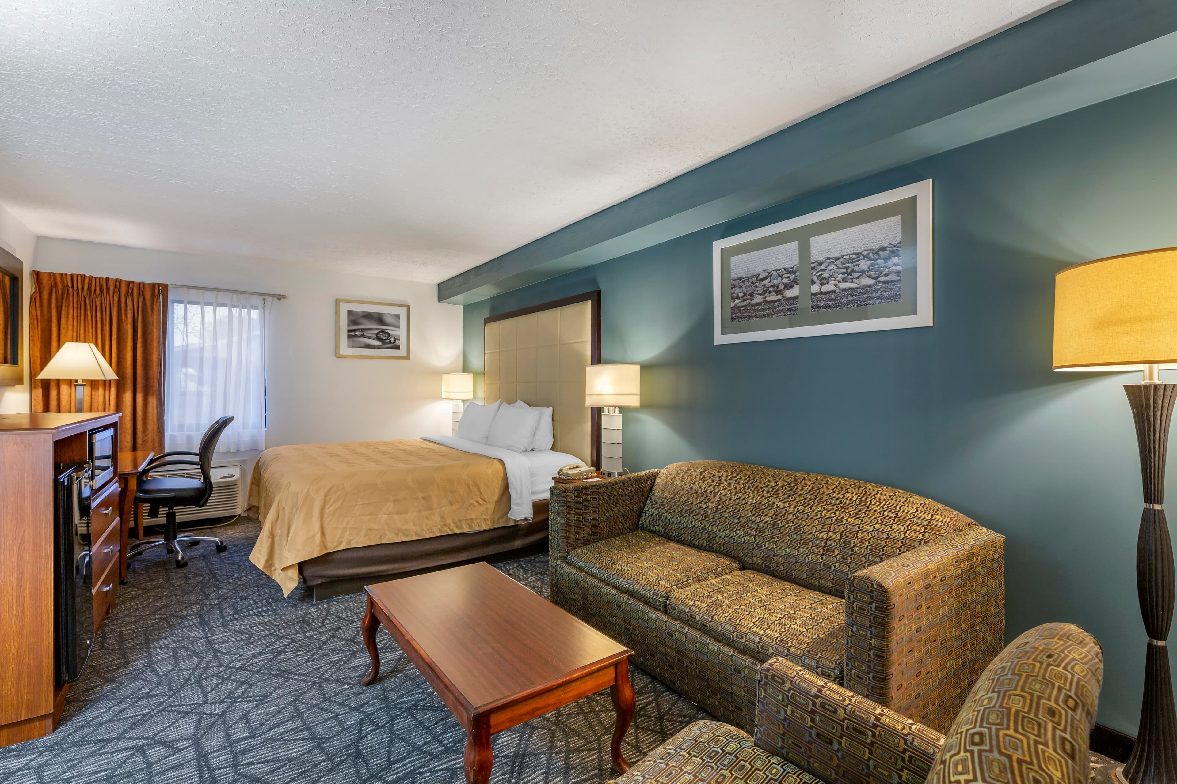 Quality Inn Austintown-Youngstown West — 6