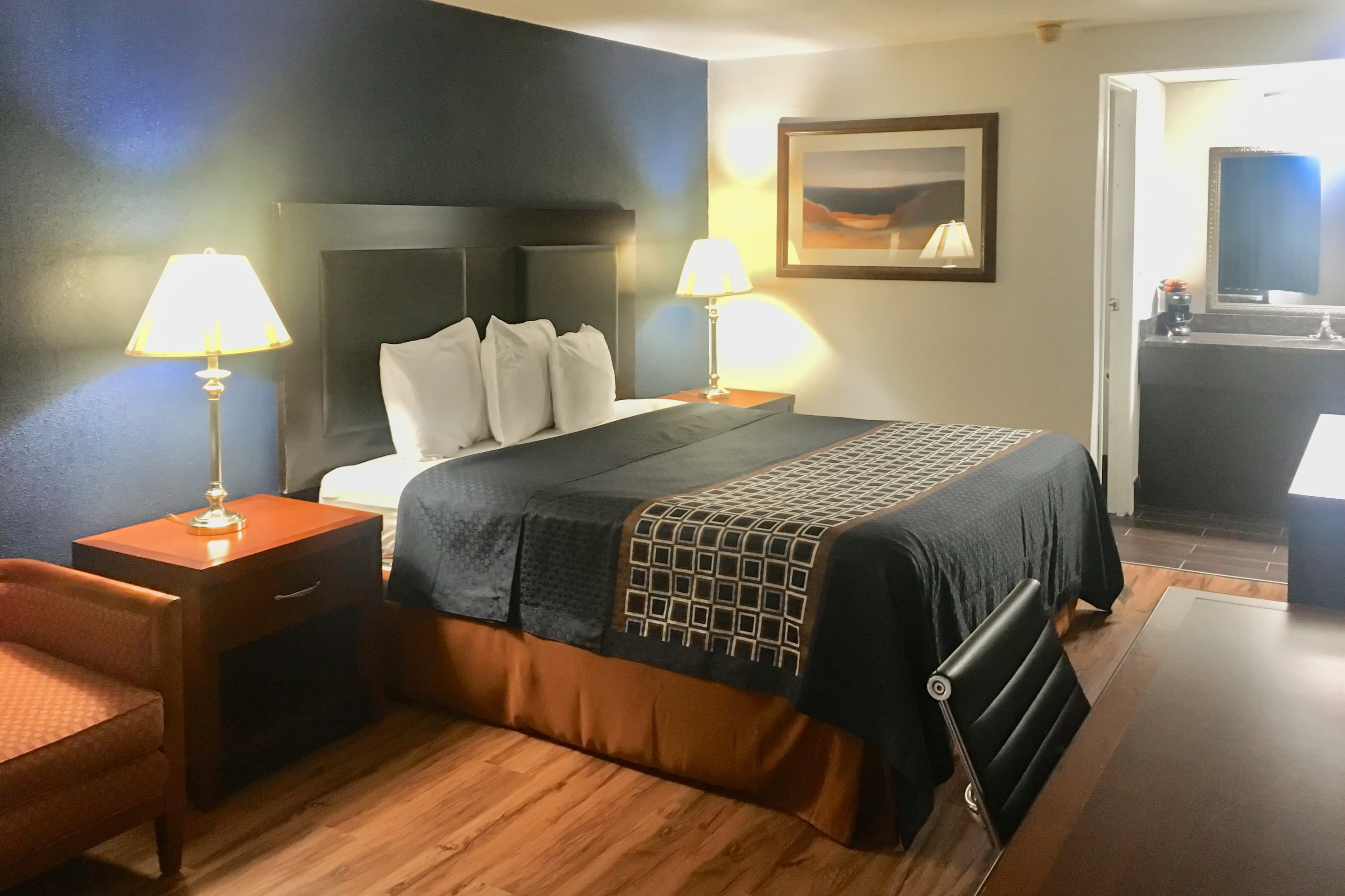 Rodeway Inn Circleville - Image 2