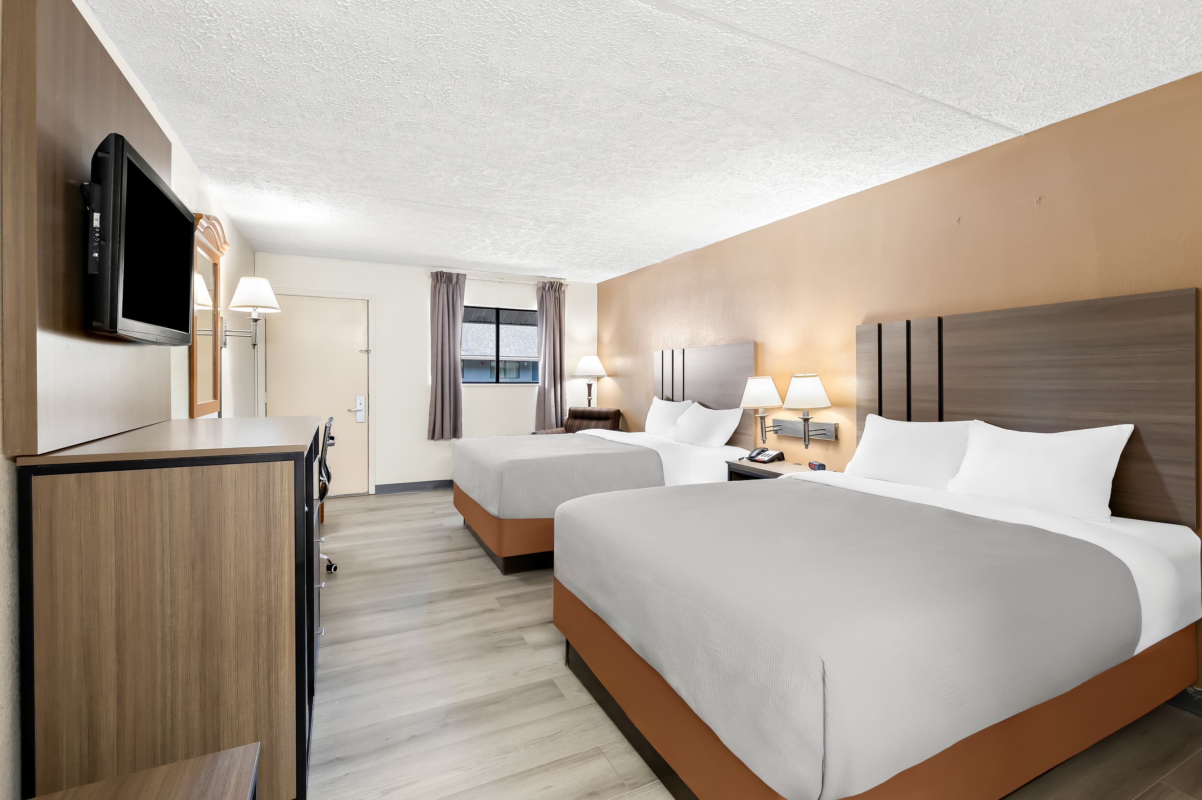 Quality Inn Middleburg Heights near Cleveland Airport — 22