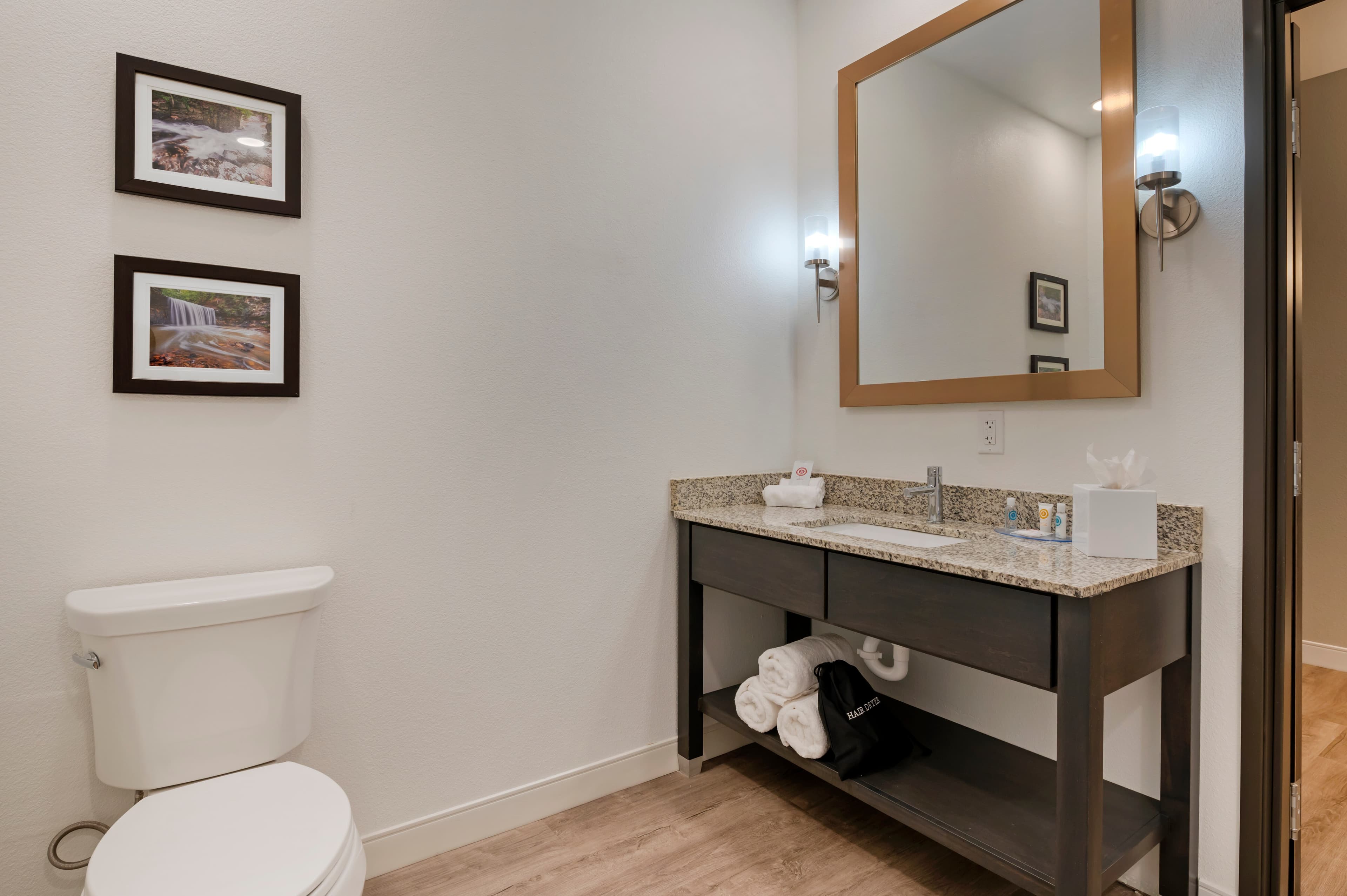 Comfort Suites Cincinnati University - Downtown — 37