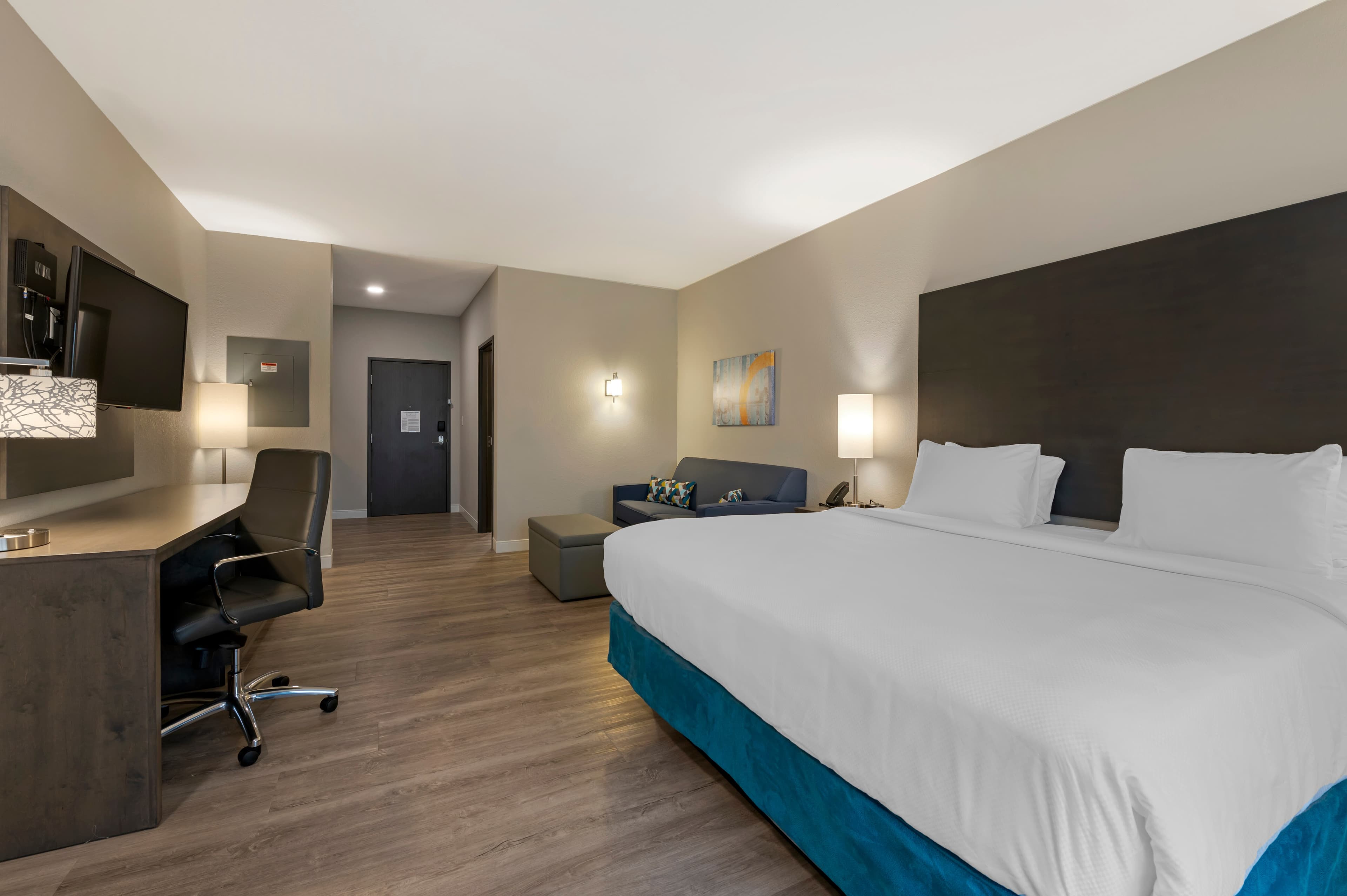 MainStay Suites Cincinnati University - Uptown - Image 5