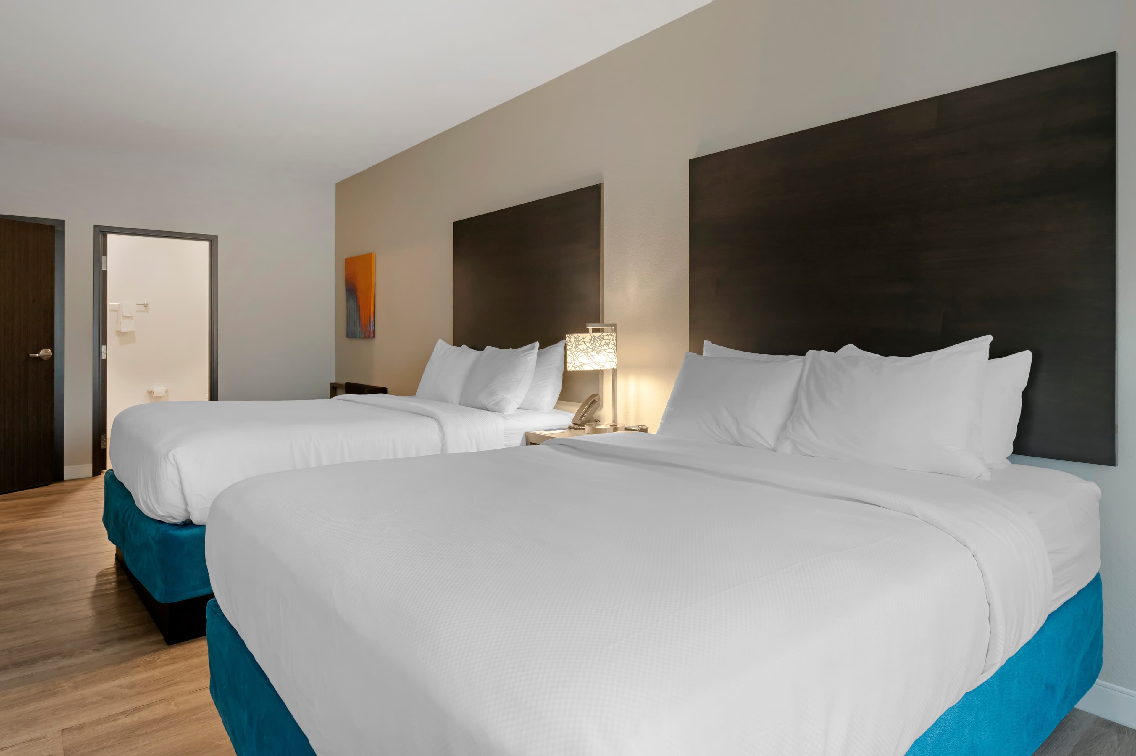 MainStay Suites Cincinnati University - Uptown — 24