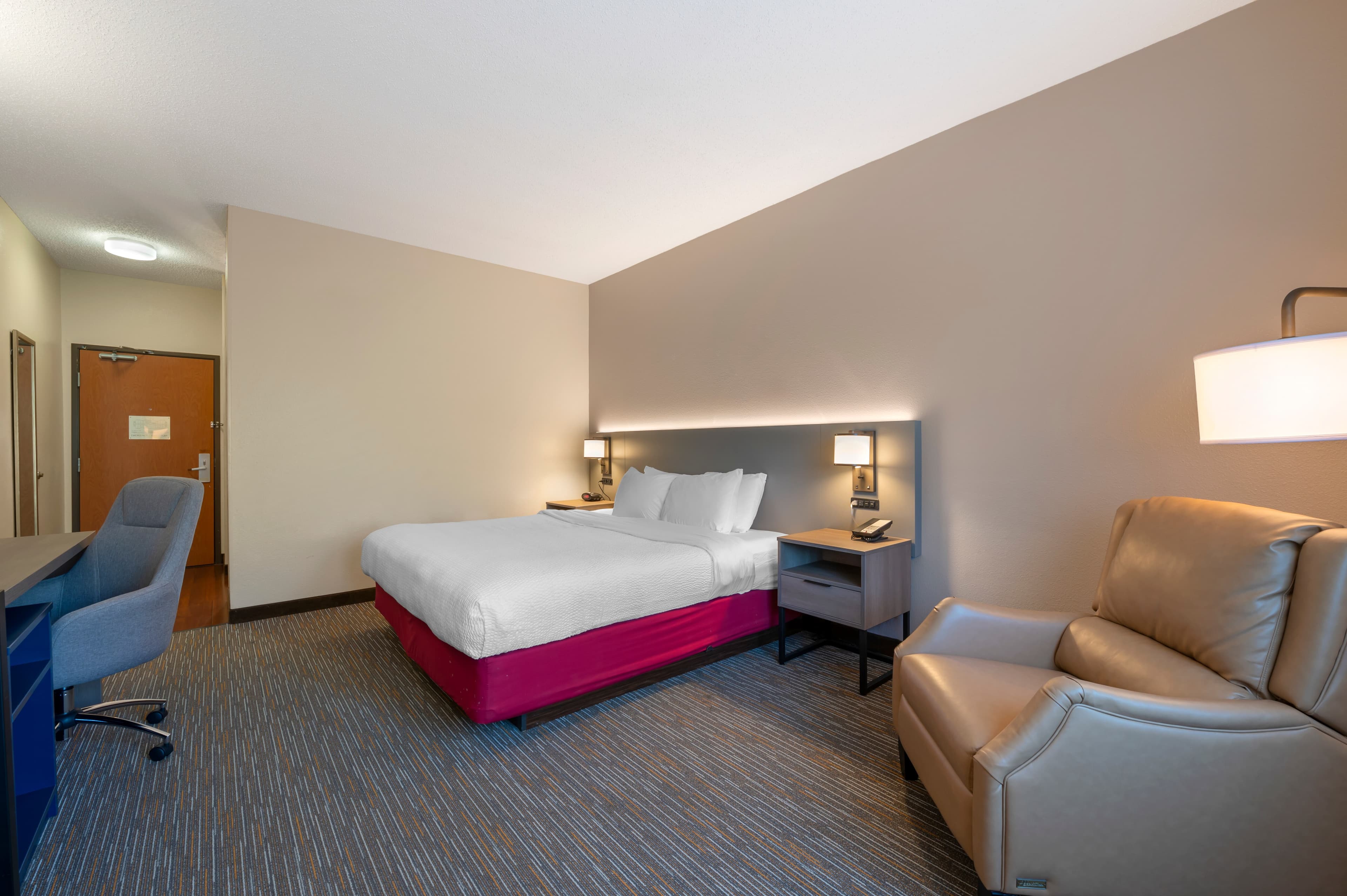 Comfort Inn & Suites Zanesville City Center — 6