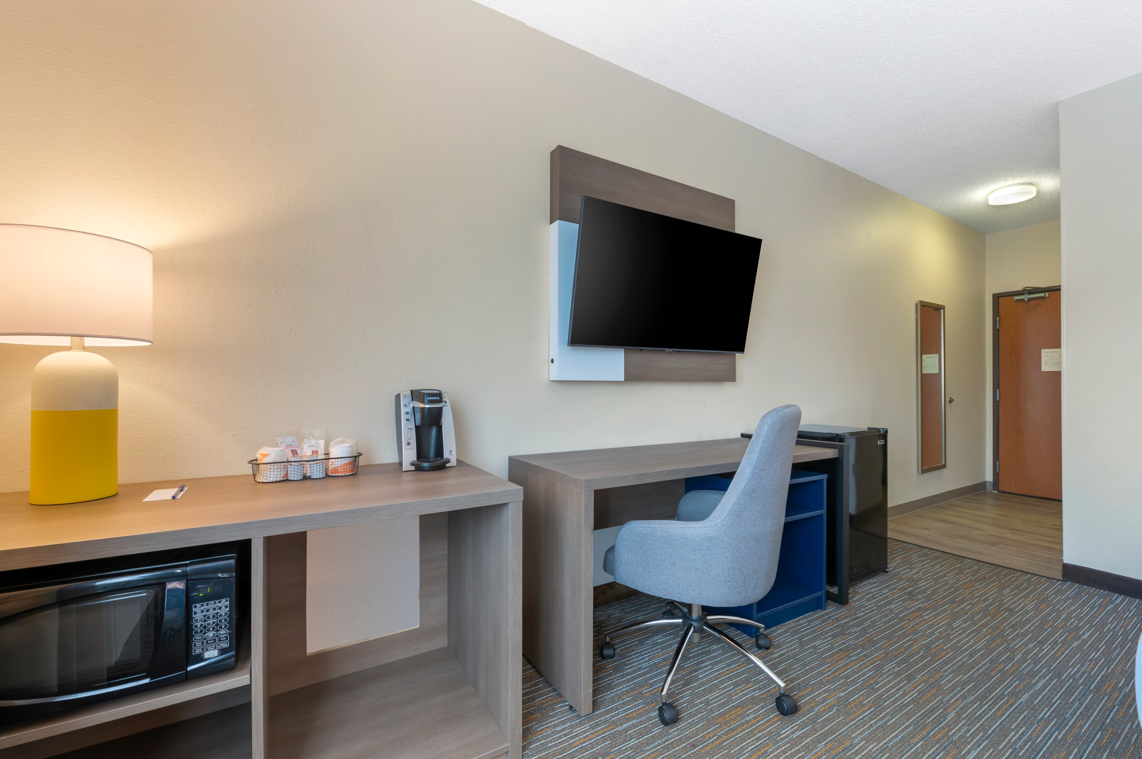 Comfort Inn & Suites Zanesville City Center - Image 4