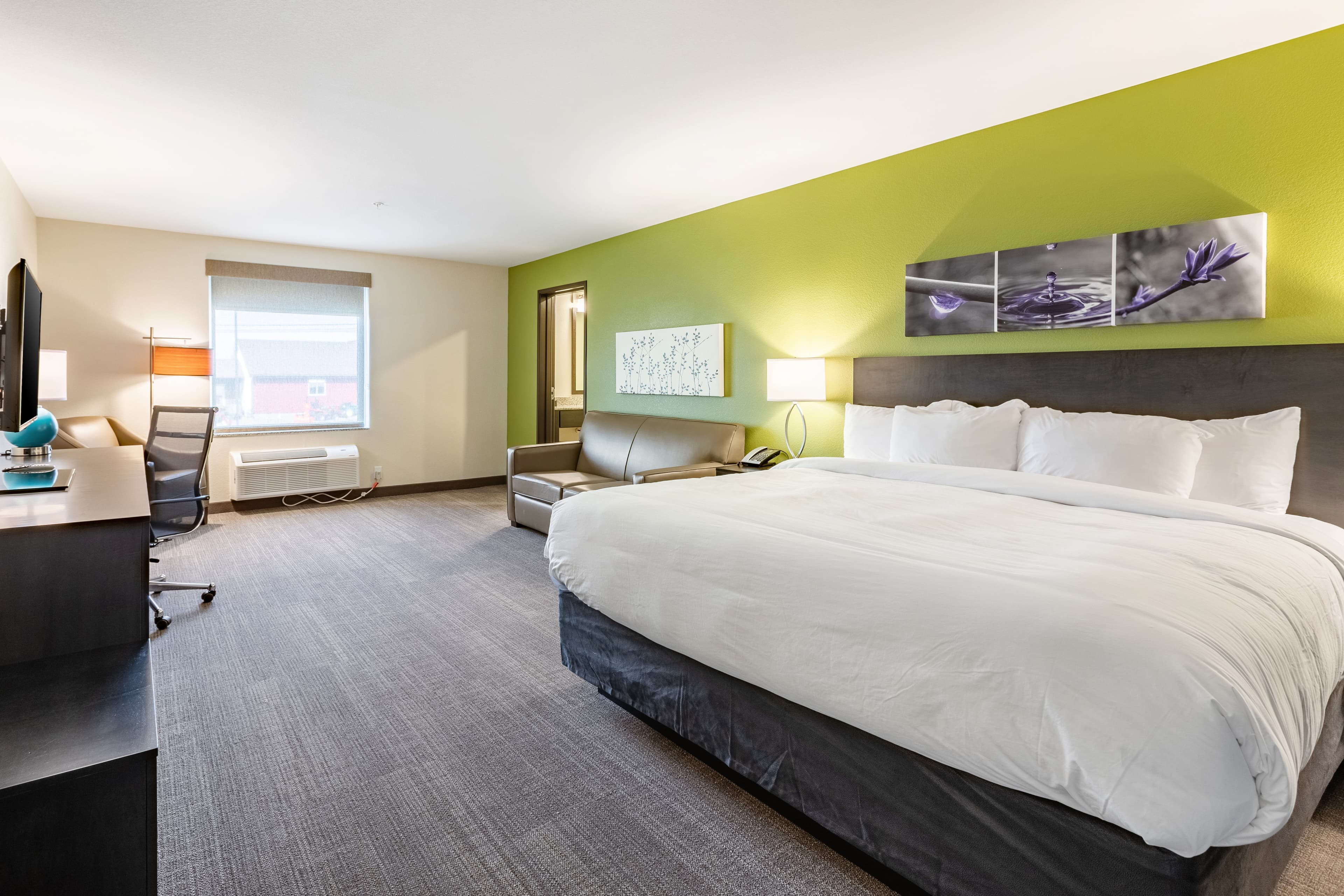 Sleep Inn & Suites Mt. Hope near Auction & Event Center — 29