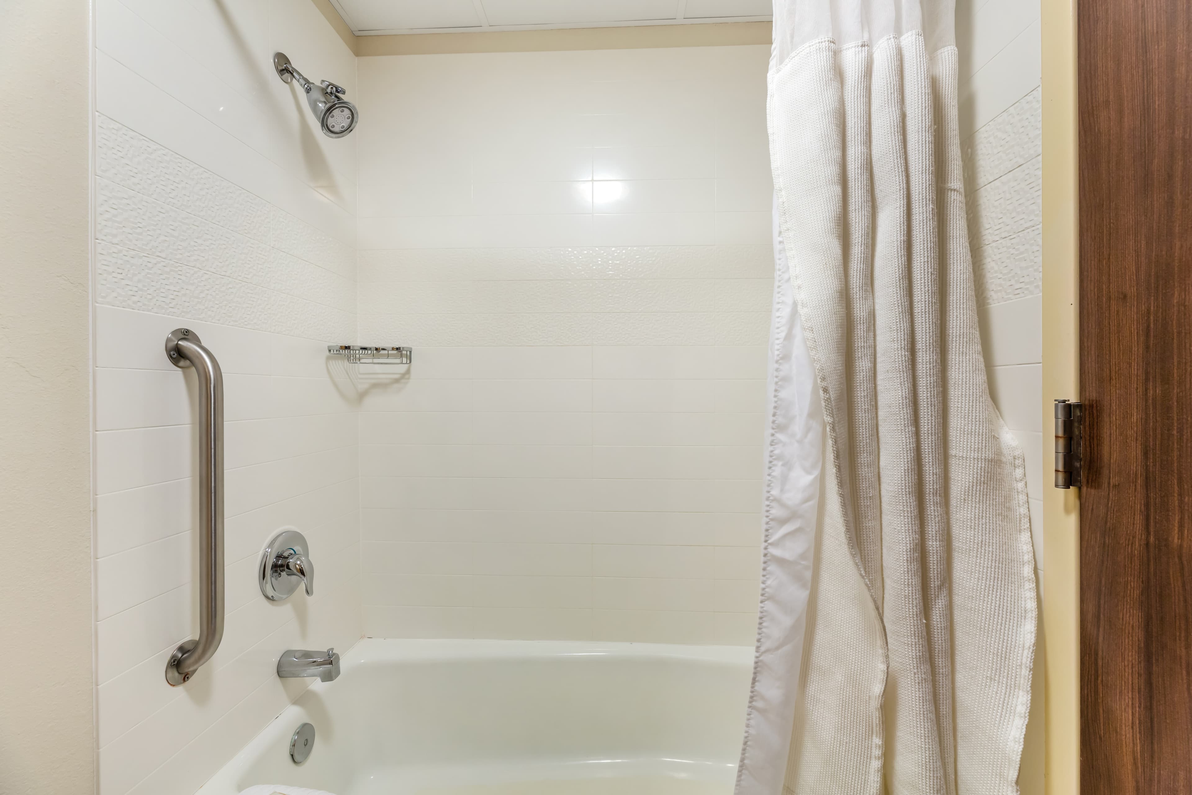 Quality Inn & Suites Sandusky — 11