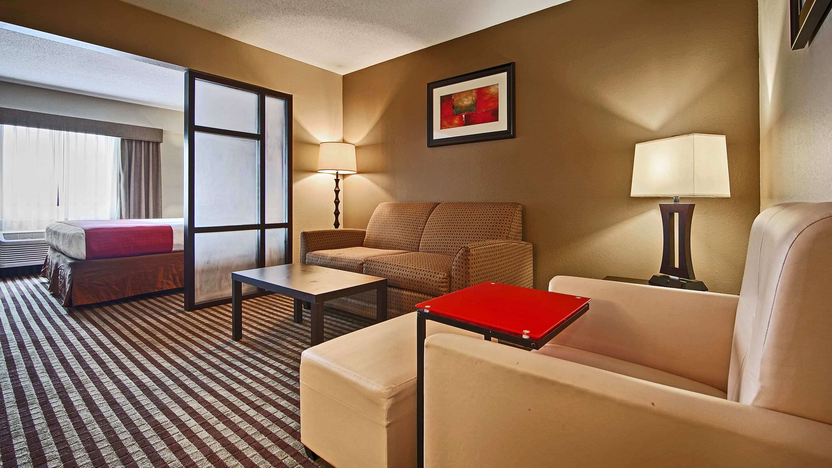 Comfort Inn & Suites Copley Akron - Image 4