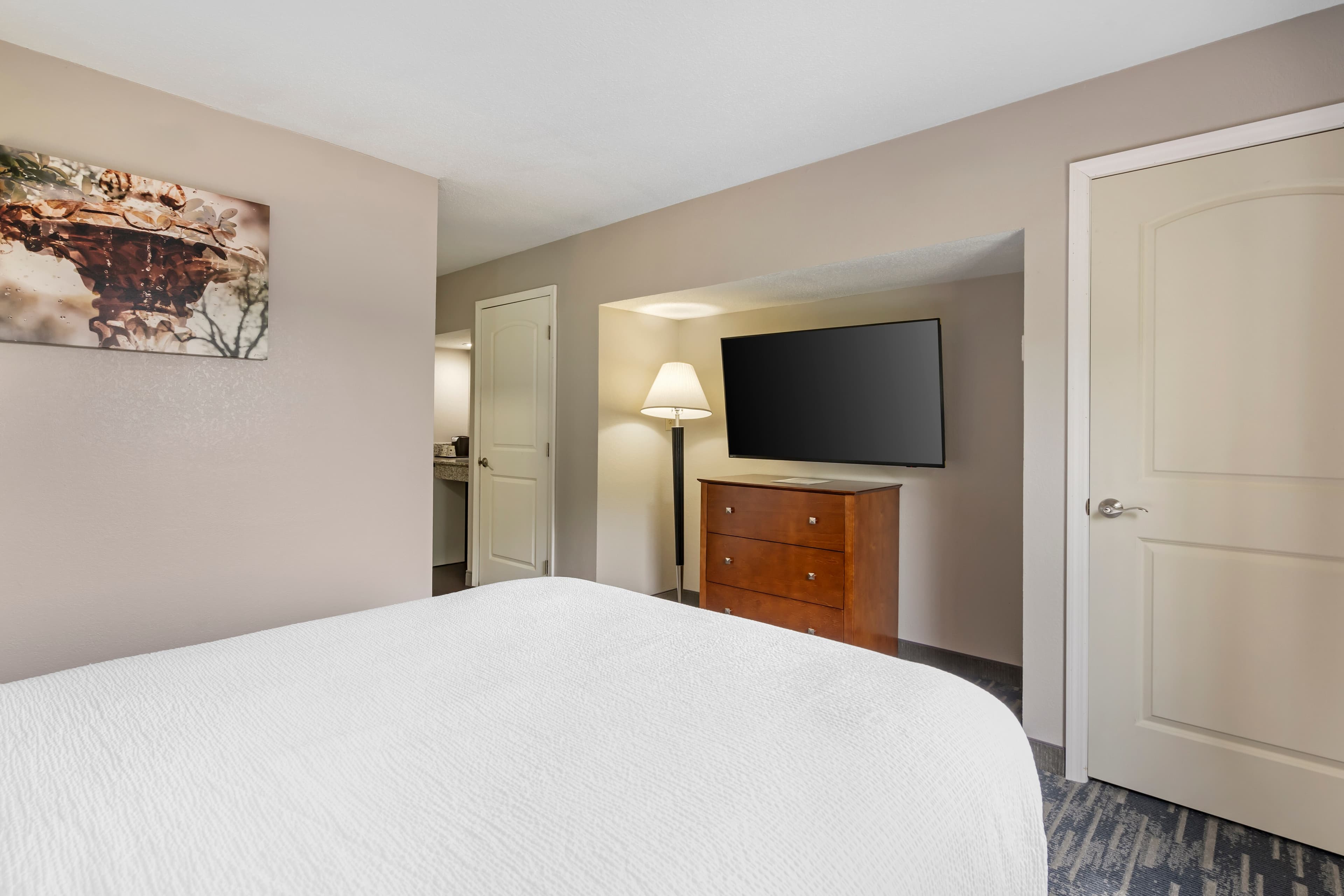 Country Inn & Suites by Radisson, Pickerington, OH — 9