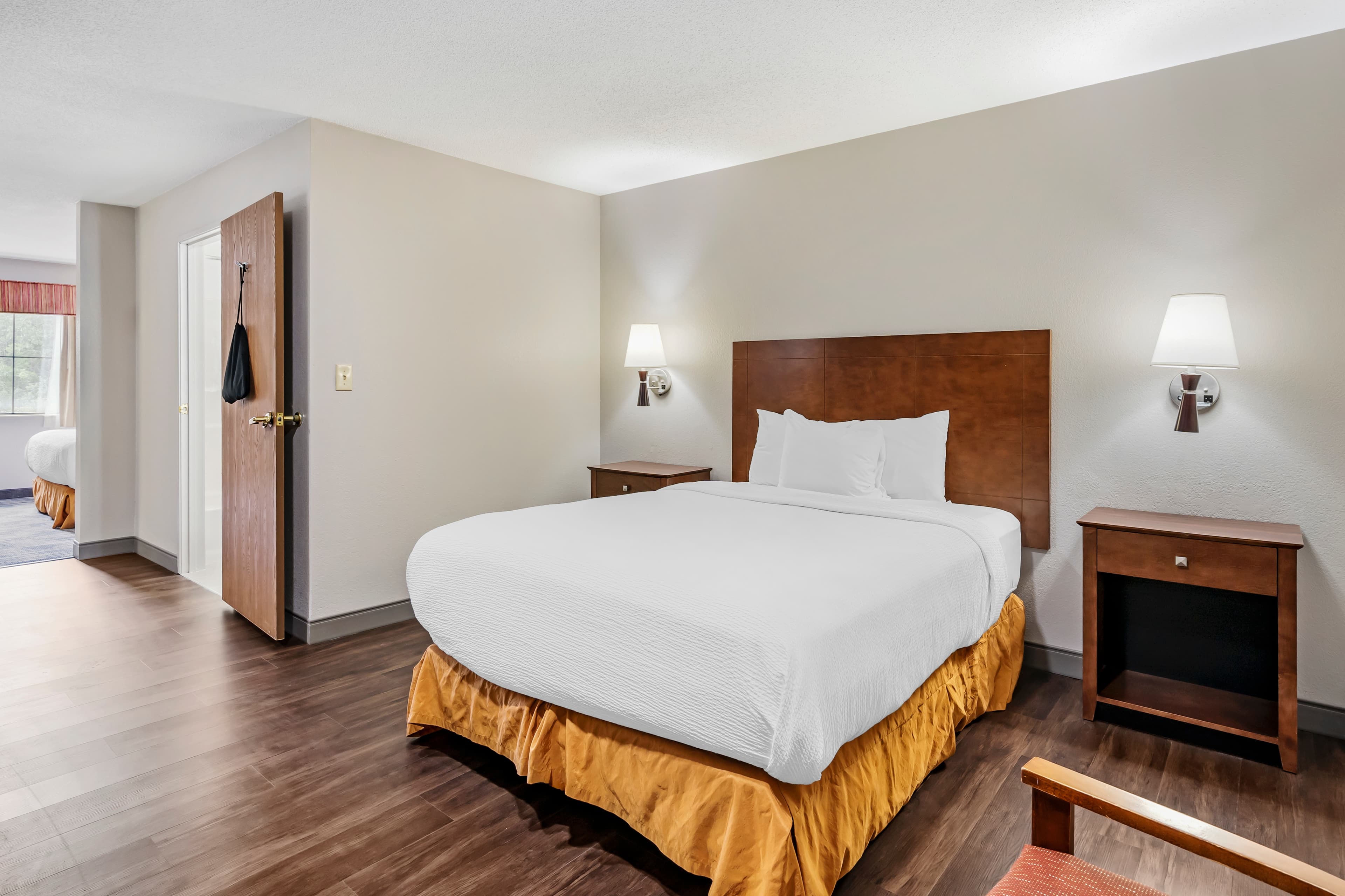 Country Inn & Suites by Radisson, Pickerington, OH — 10