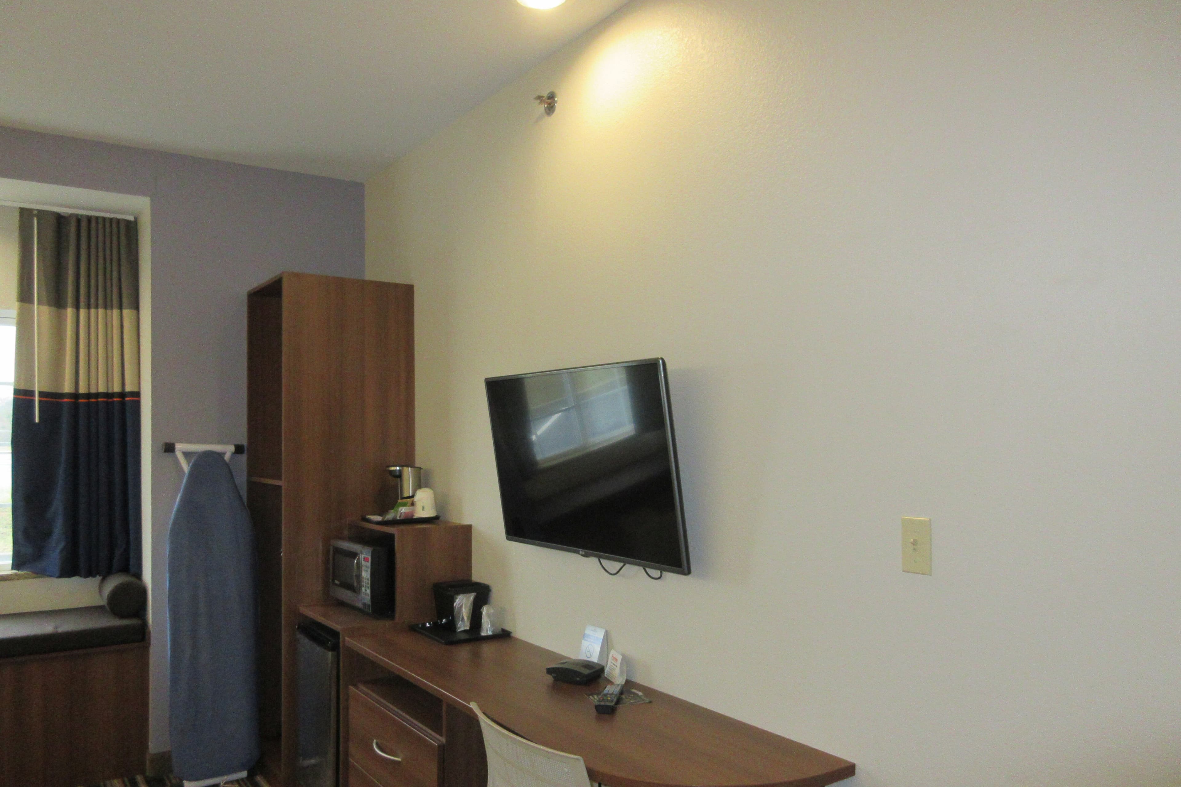 Quality Inn & Suites Caldwell I-77 — 10