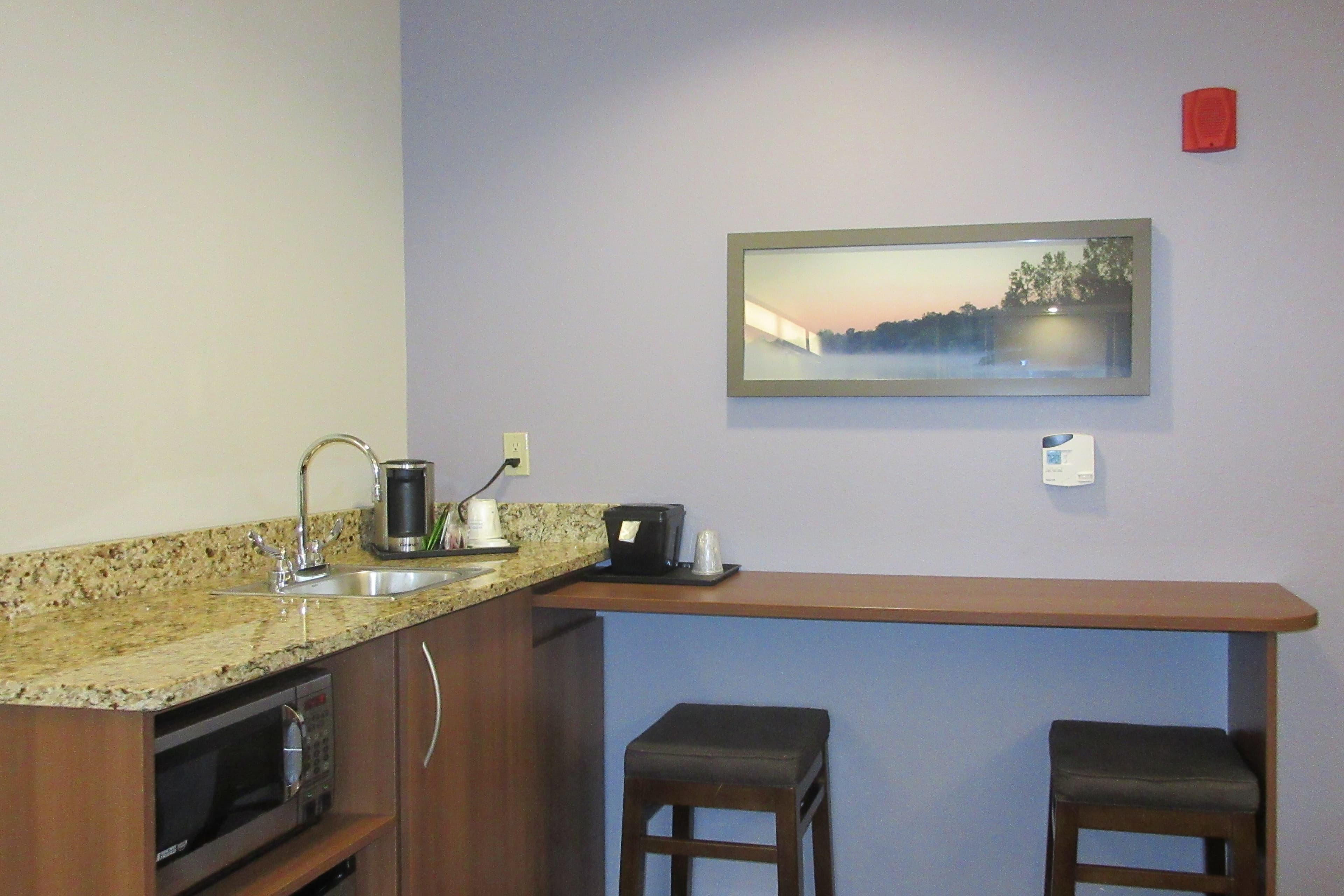 Quality Inn & Suites Caldwell I-77 - Image 4