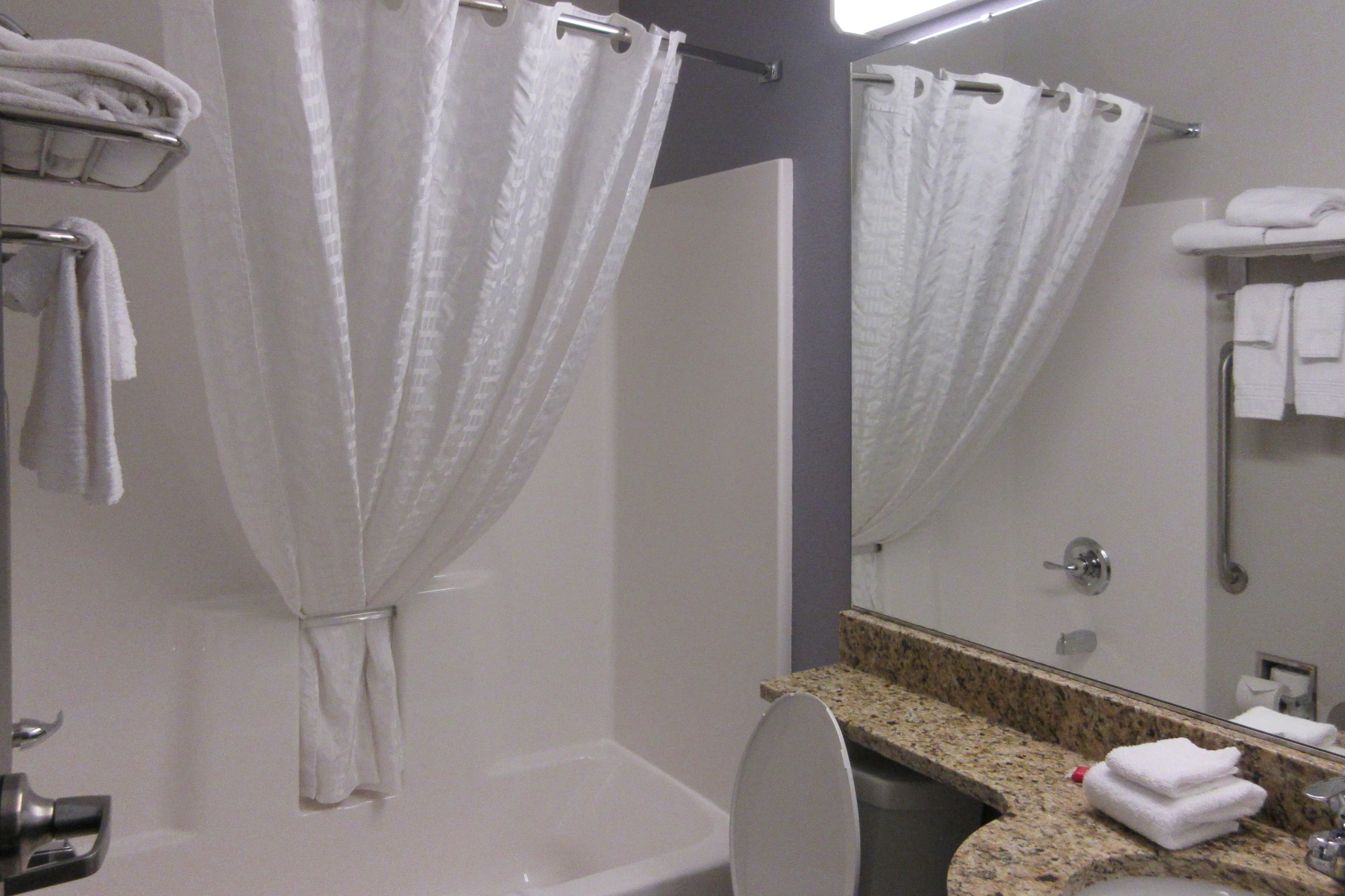 Quality Inn & Suites Caldwell I-77 — 18