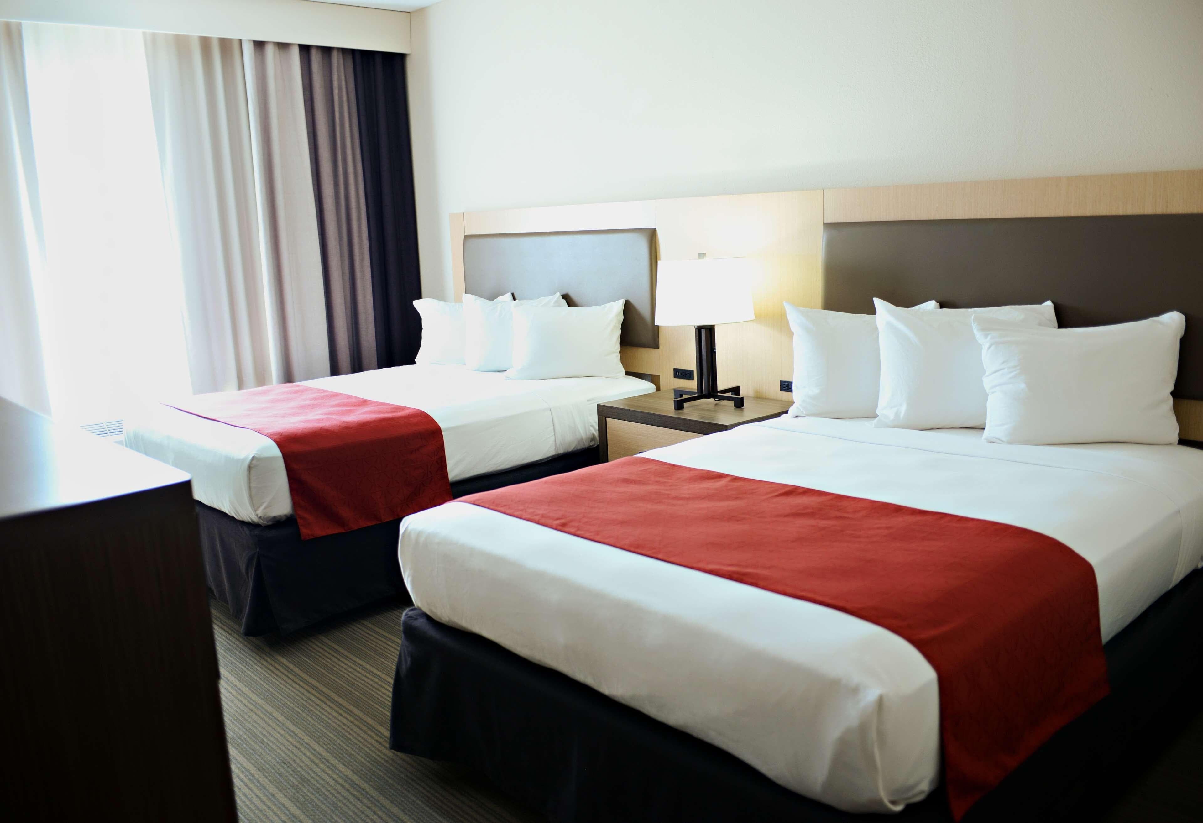Country Inn & Suites by Radisson, Beavercreek-Dayton — 10