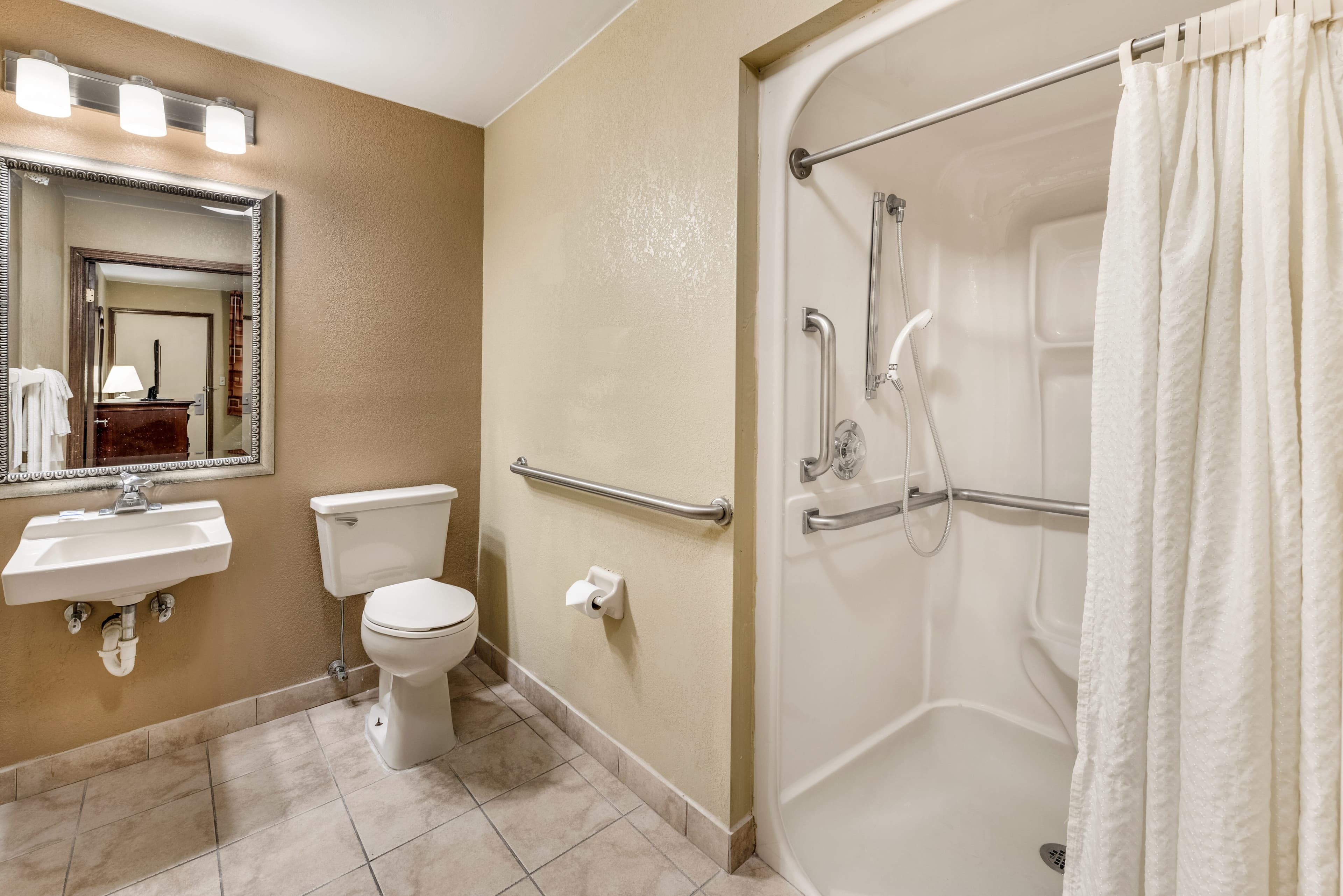 Rodeway Inn Columbus West — 27