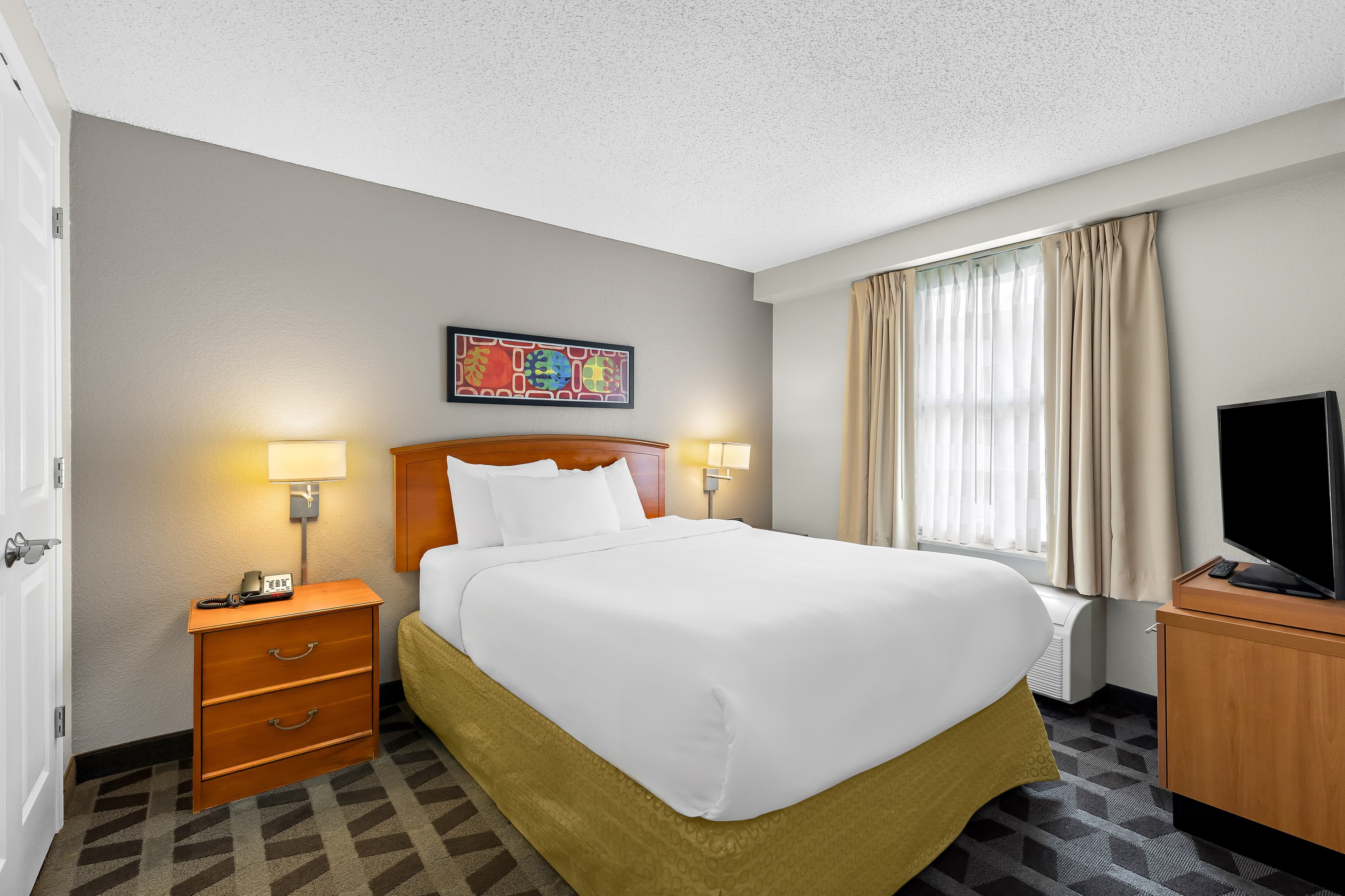MainStay Suites Middleburg Heights Cleveland Airport — 13
