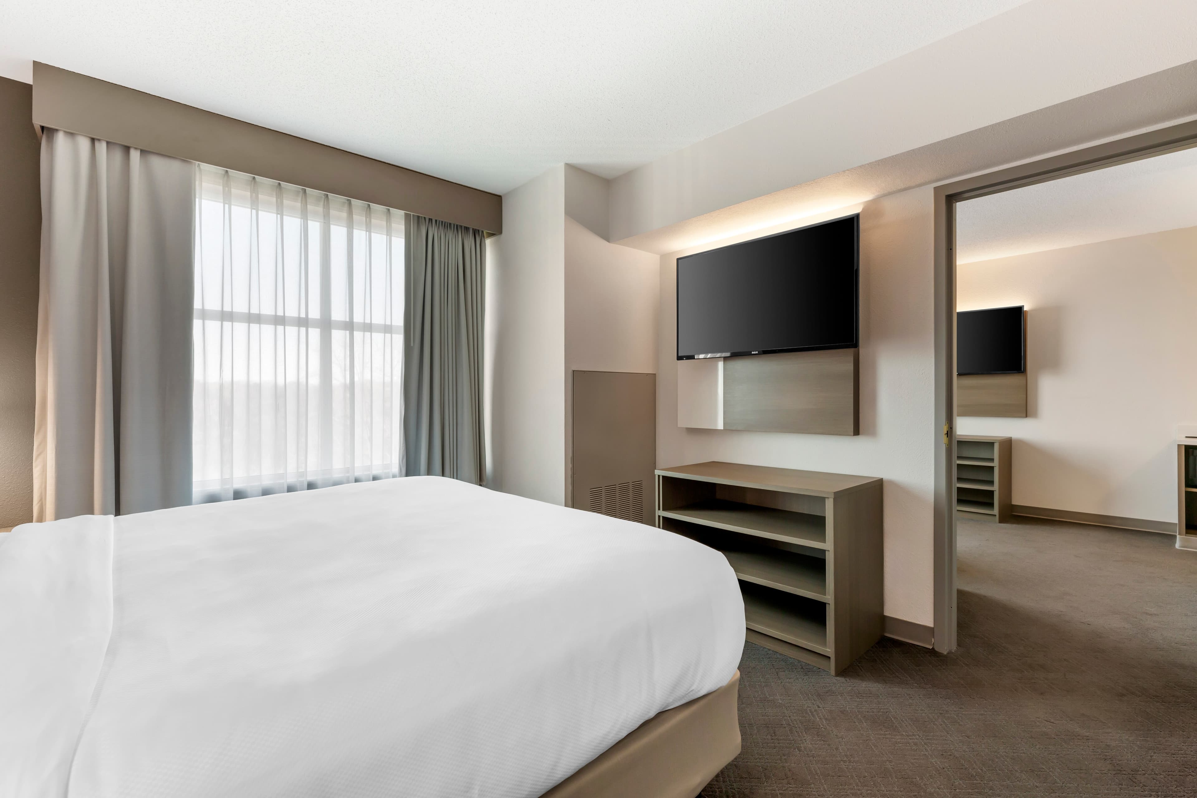 Comfort Inn & Suites Cuyahoga Falls - Akron — 9