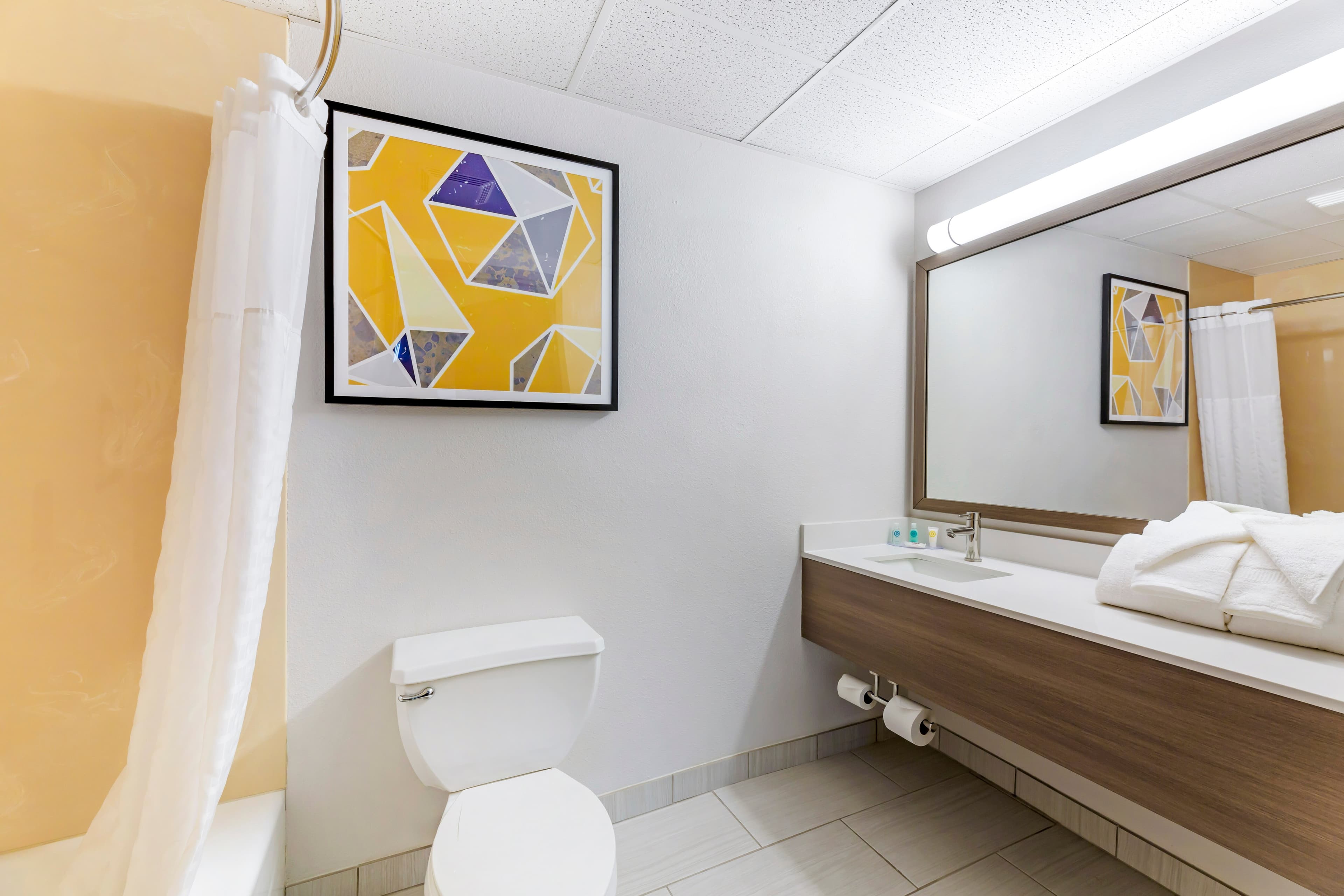 Comfort Inn & Suites Cuyahoga Falls - Akron — 11