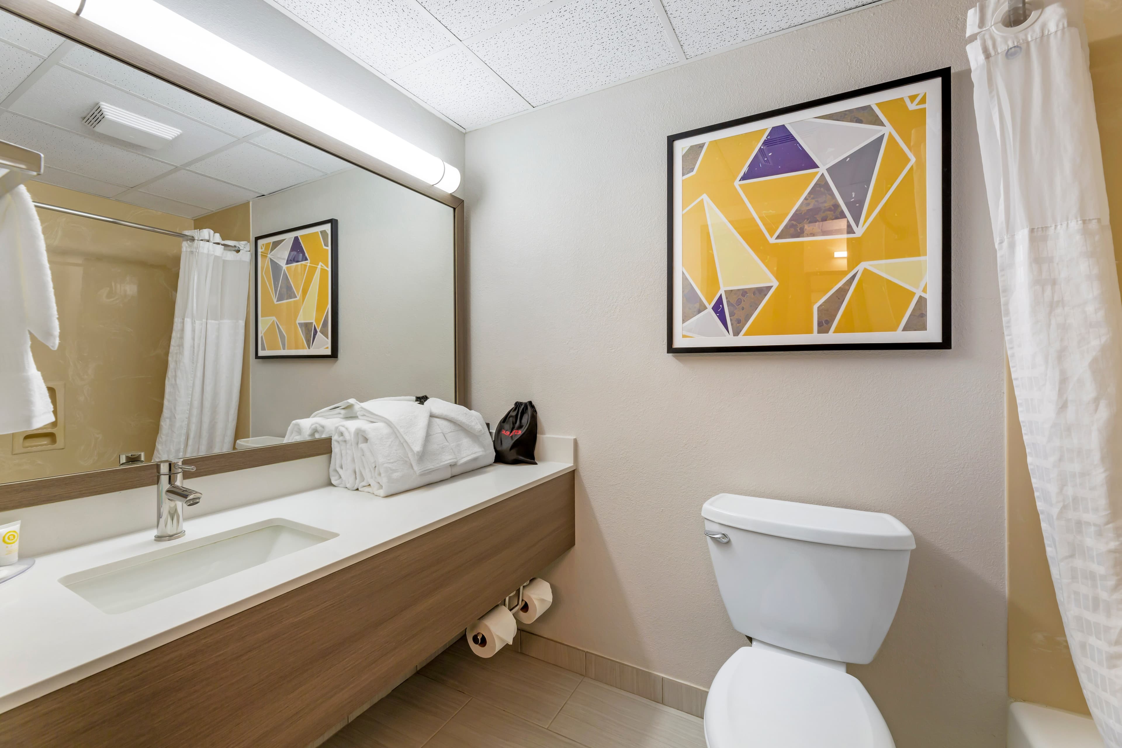 Comfort Inn & Suites Cuyahoga Falls - Akron — 15