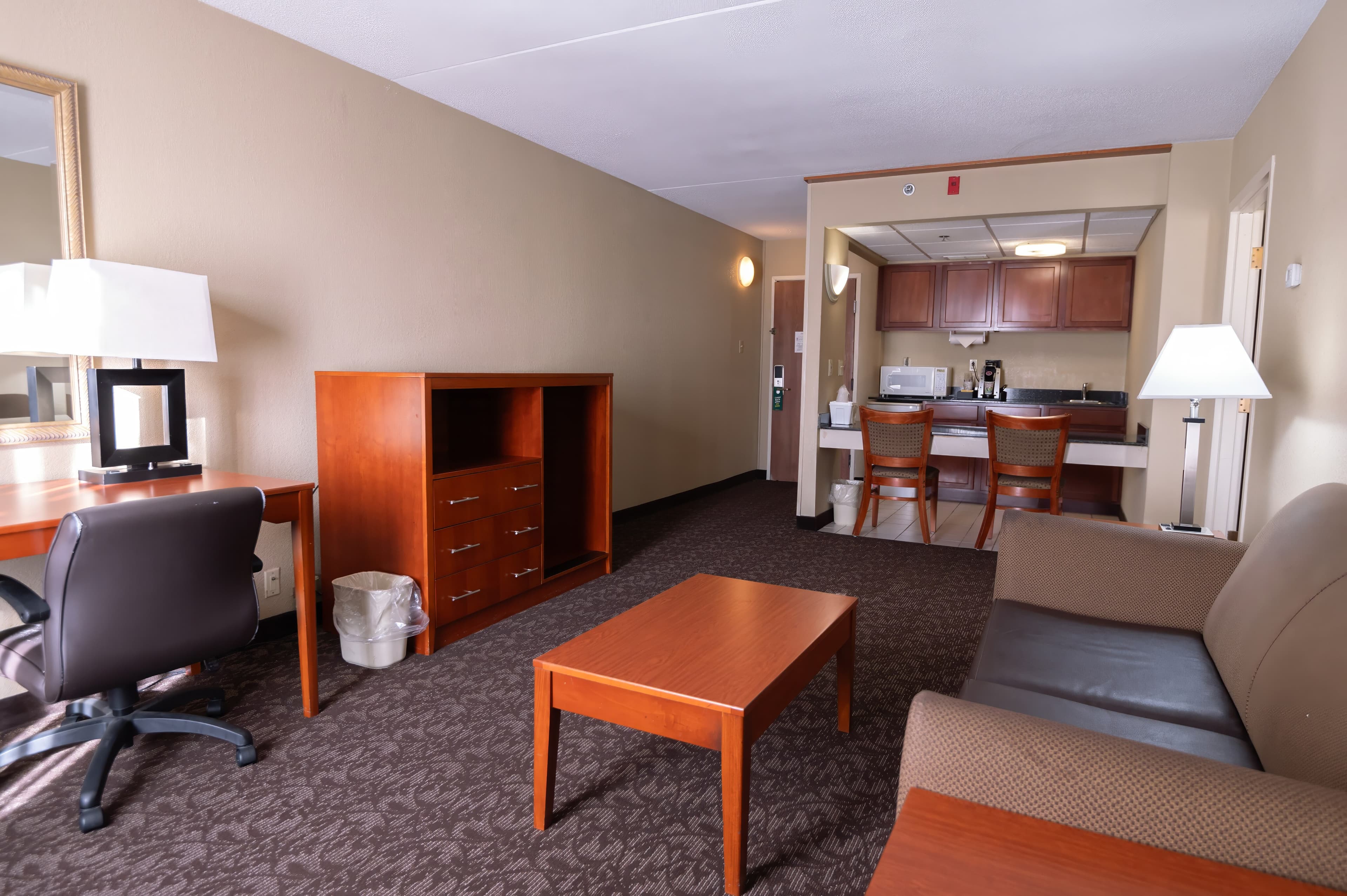 Quality Inn & Suites Downtown Mansfield — 11