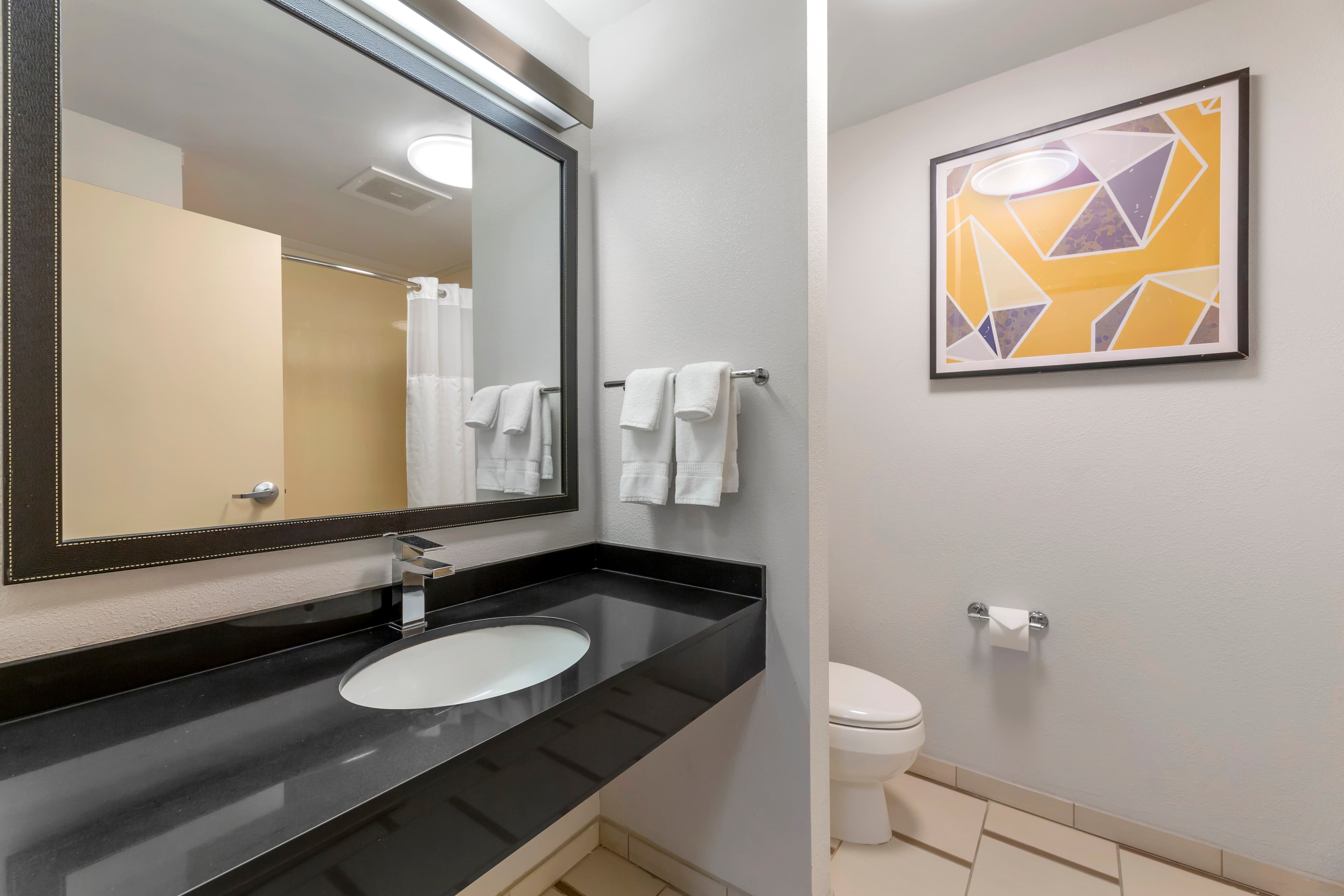 Comfort Inn & Suites Akron South — 17
