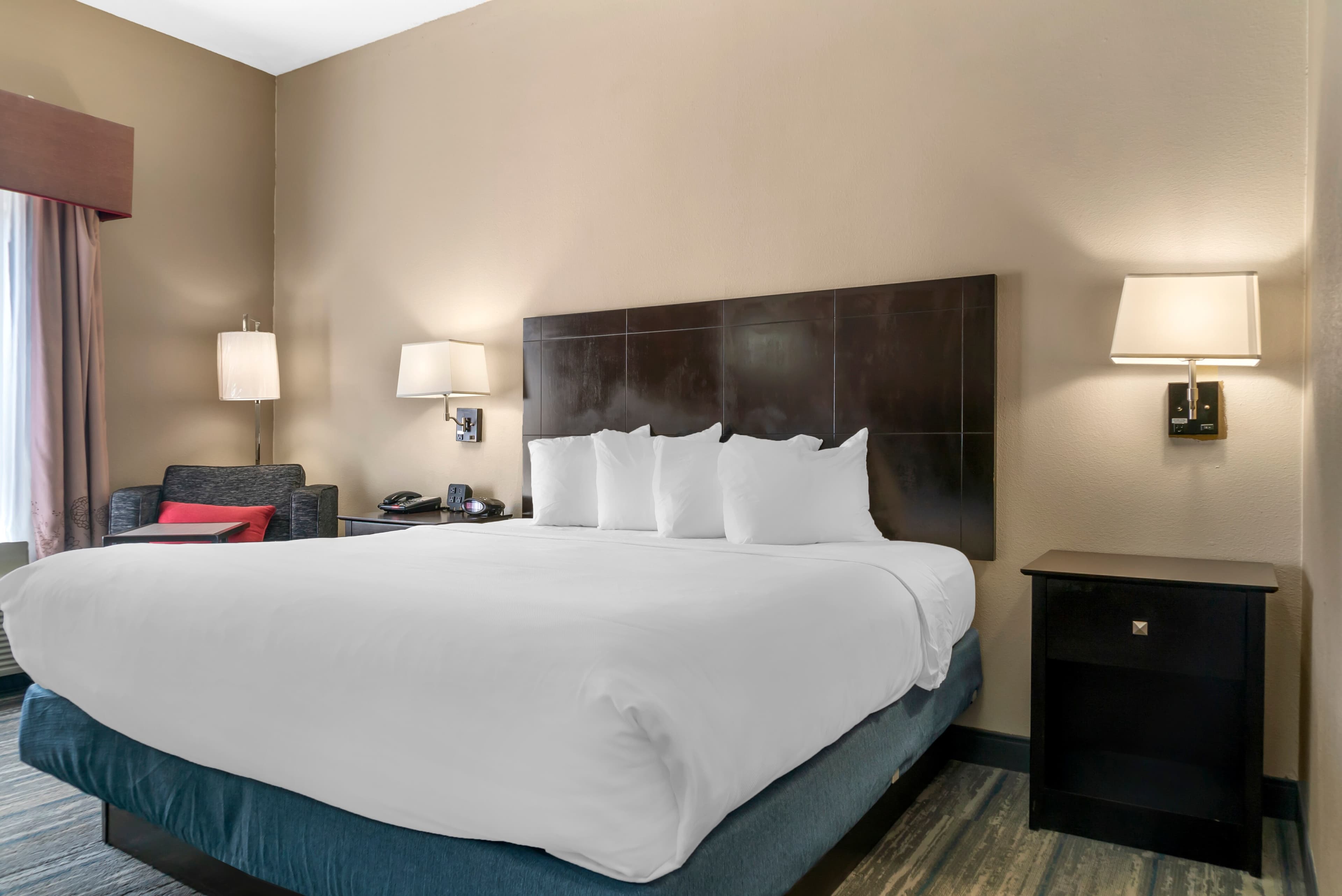 Comfort Inn & Suites Toledo North — 12