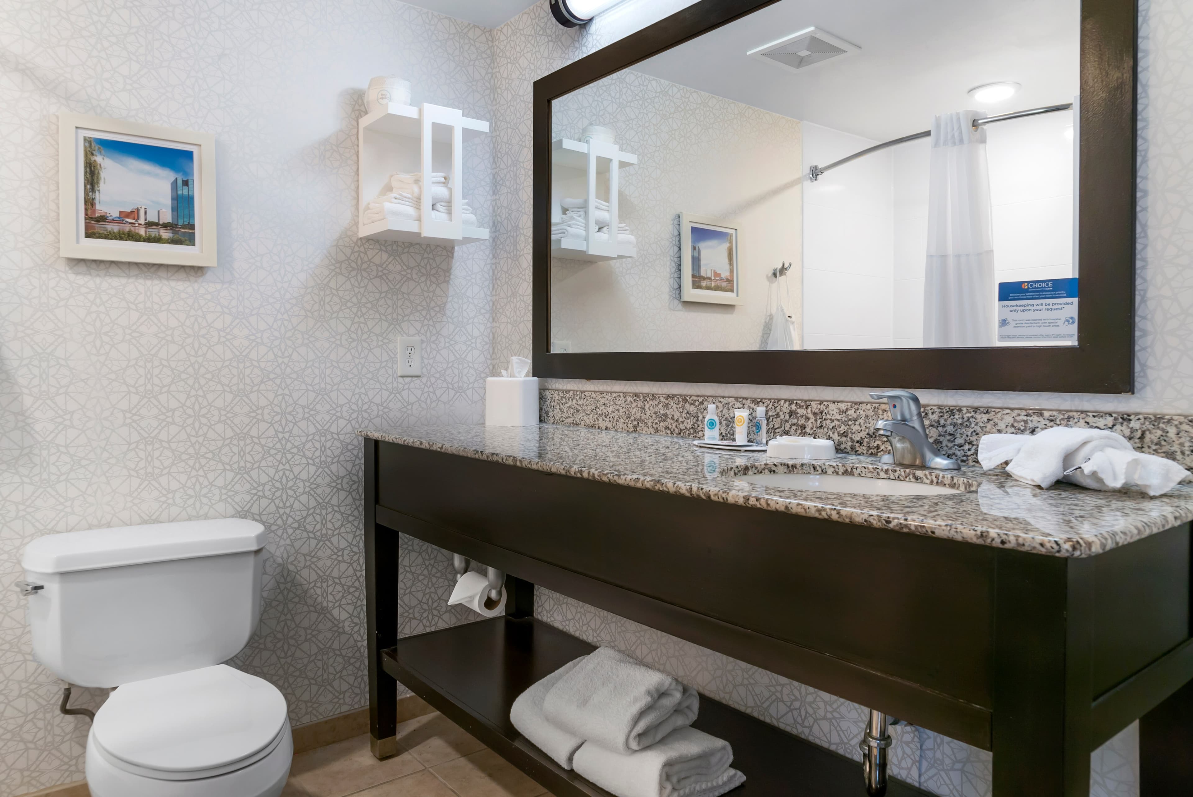 Comfort Inn & Suites Toledo North — 19