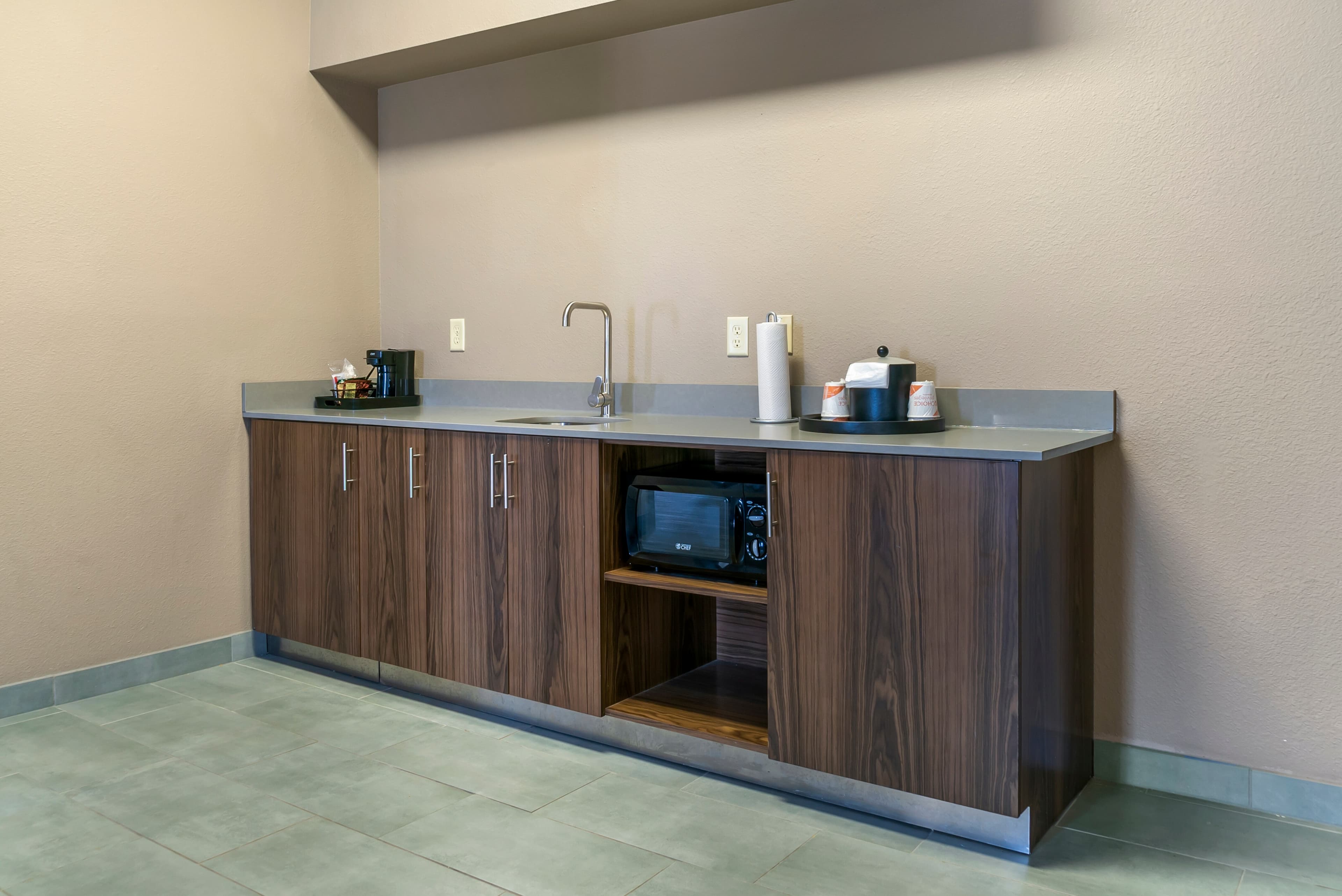 Comfort Inn & Suites Toledo North — 32