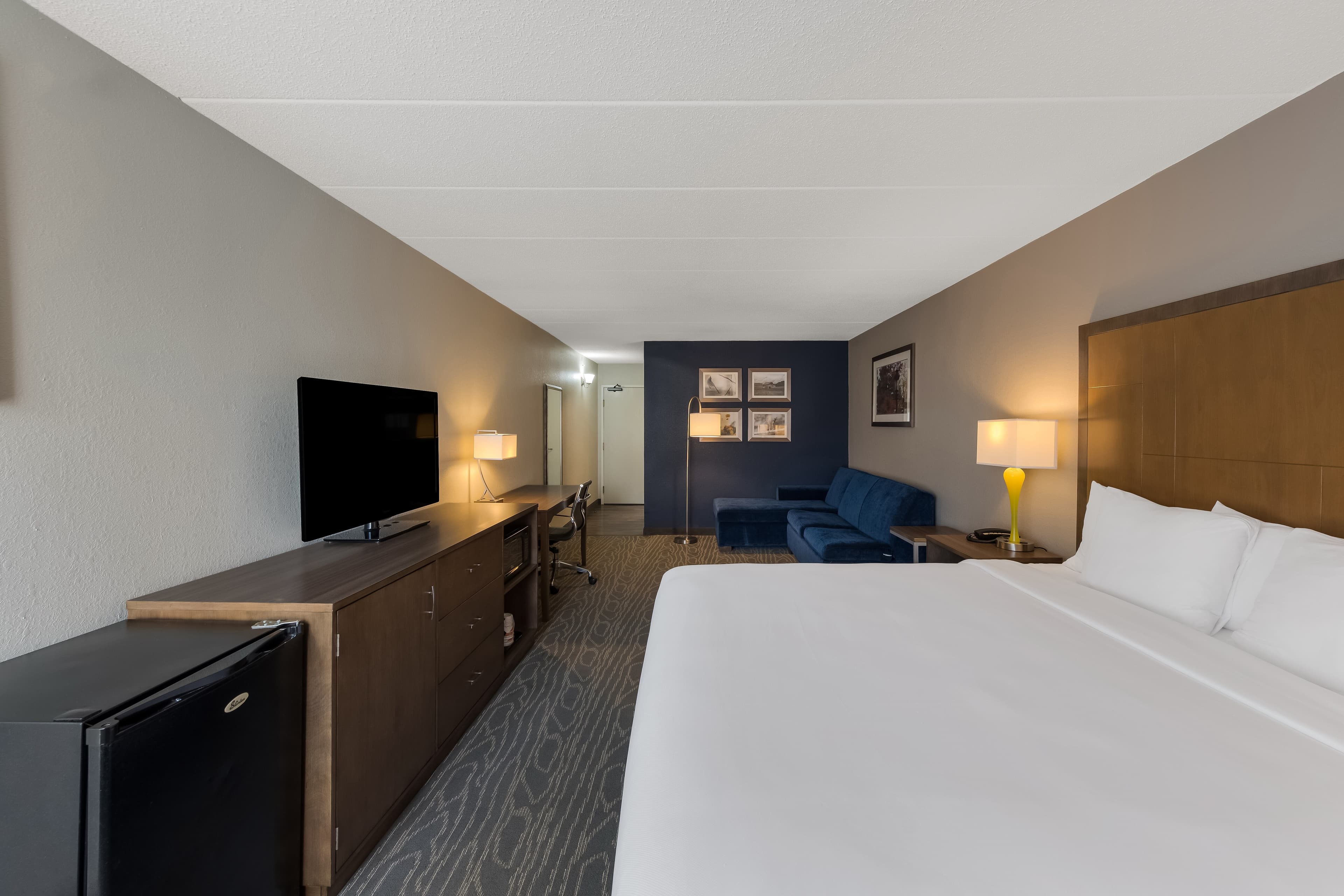 Comfort Inn & Suites Tipp City Dayton North I-75 — 11