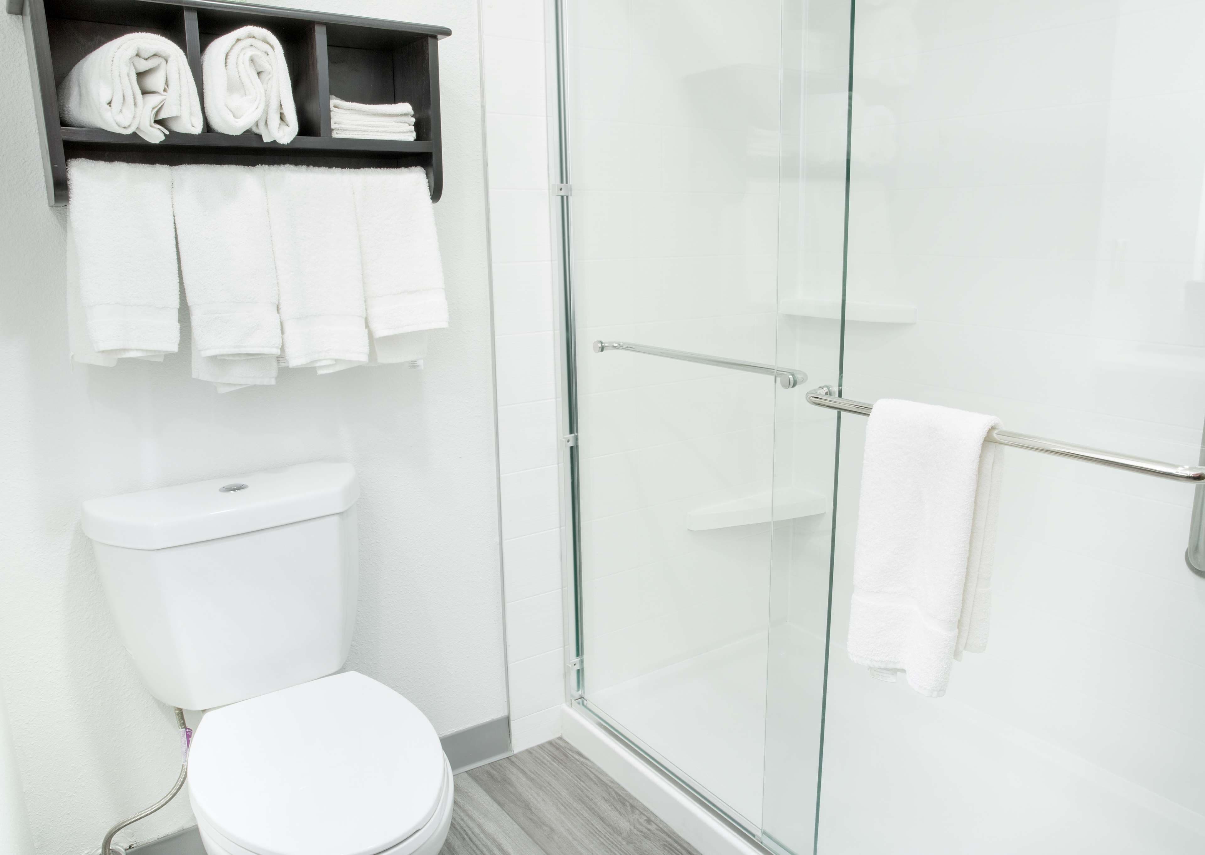 Country Inn & Suites by Radisson, Columbus West, OH - Image 5
