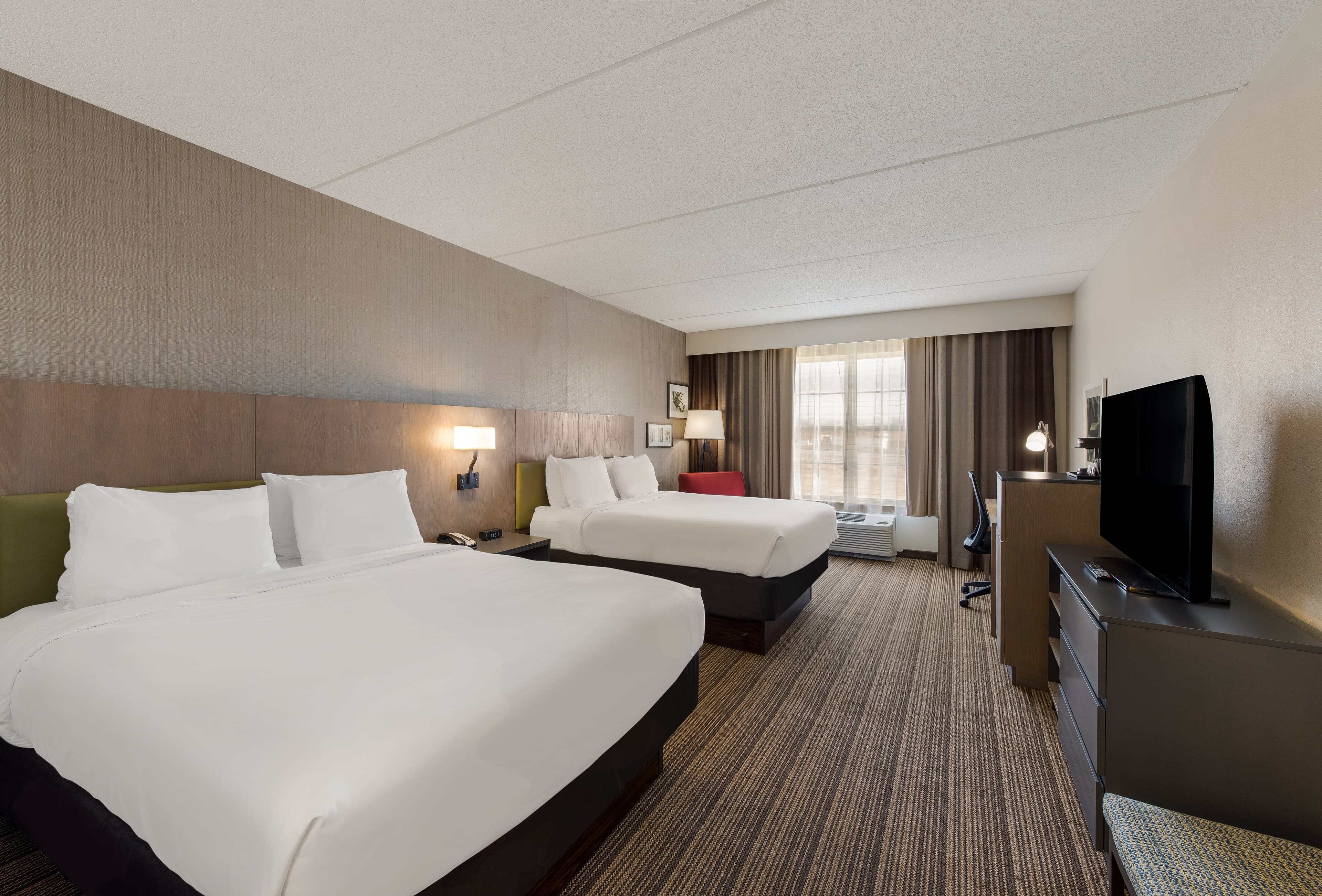 Country Inn & Suites by Radisson, Findlay, OH — 26