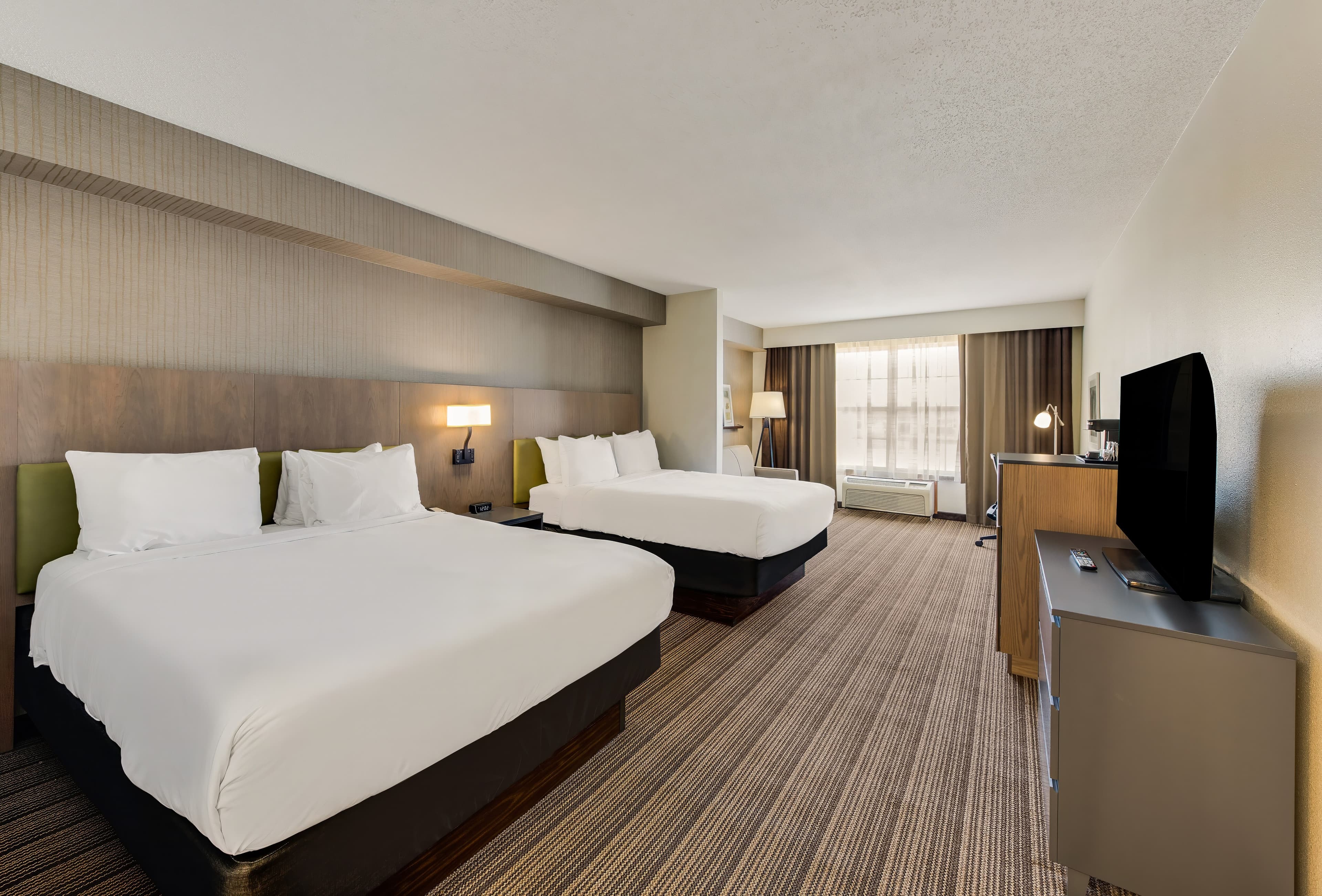 Country Inn & Suites by Radisson, Findlay, OH — 34