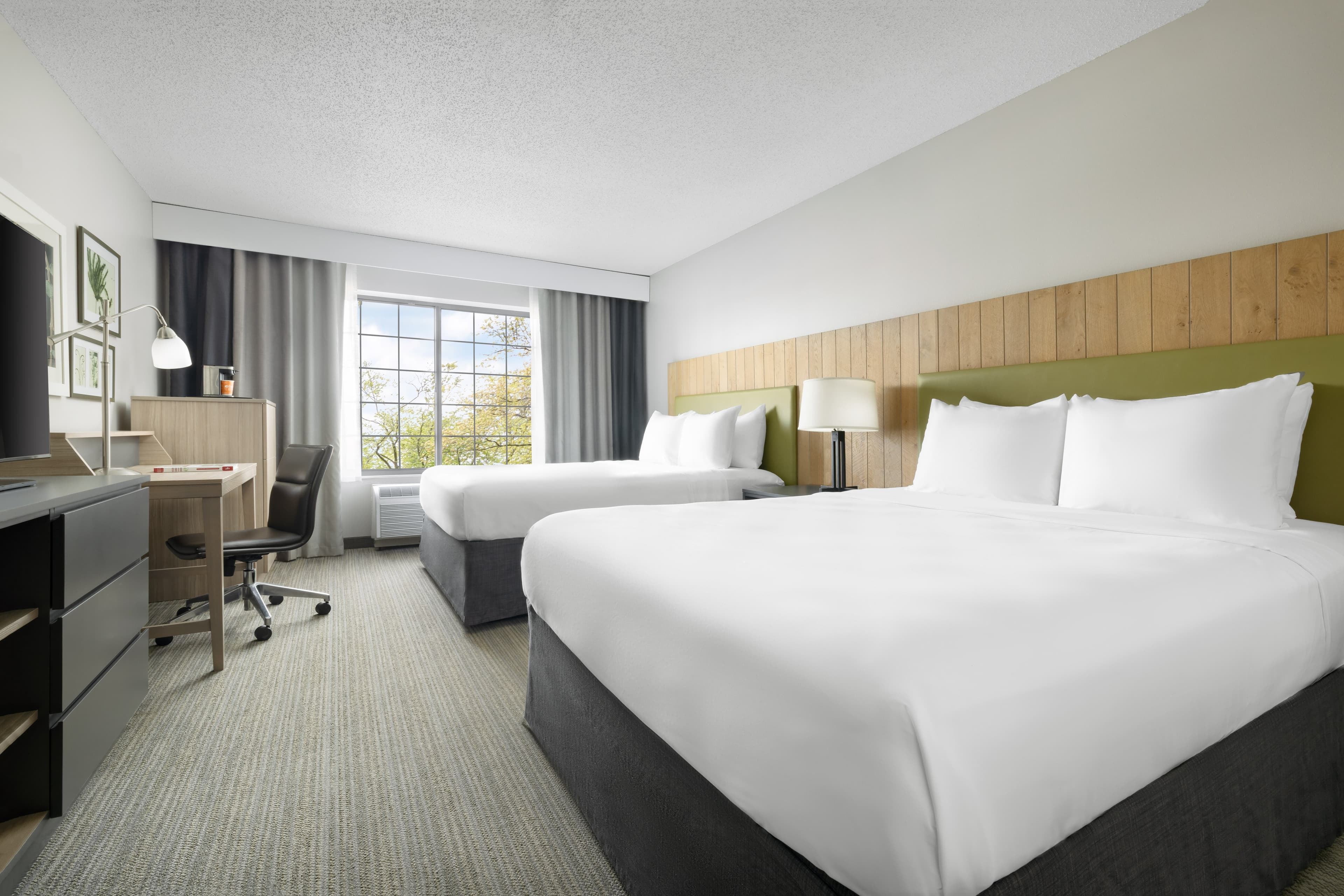 Country Inn & Suites by Radisson, Springfield, OH — 15