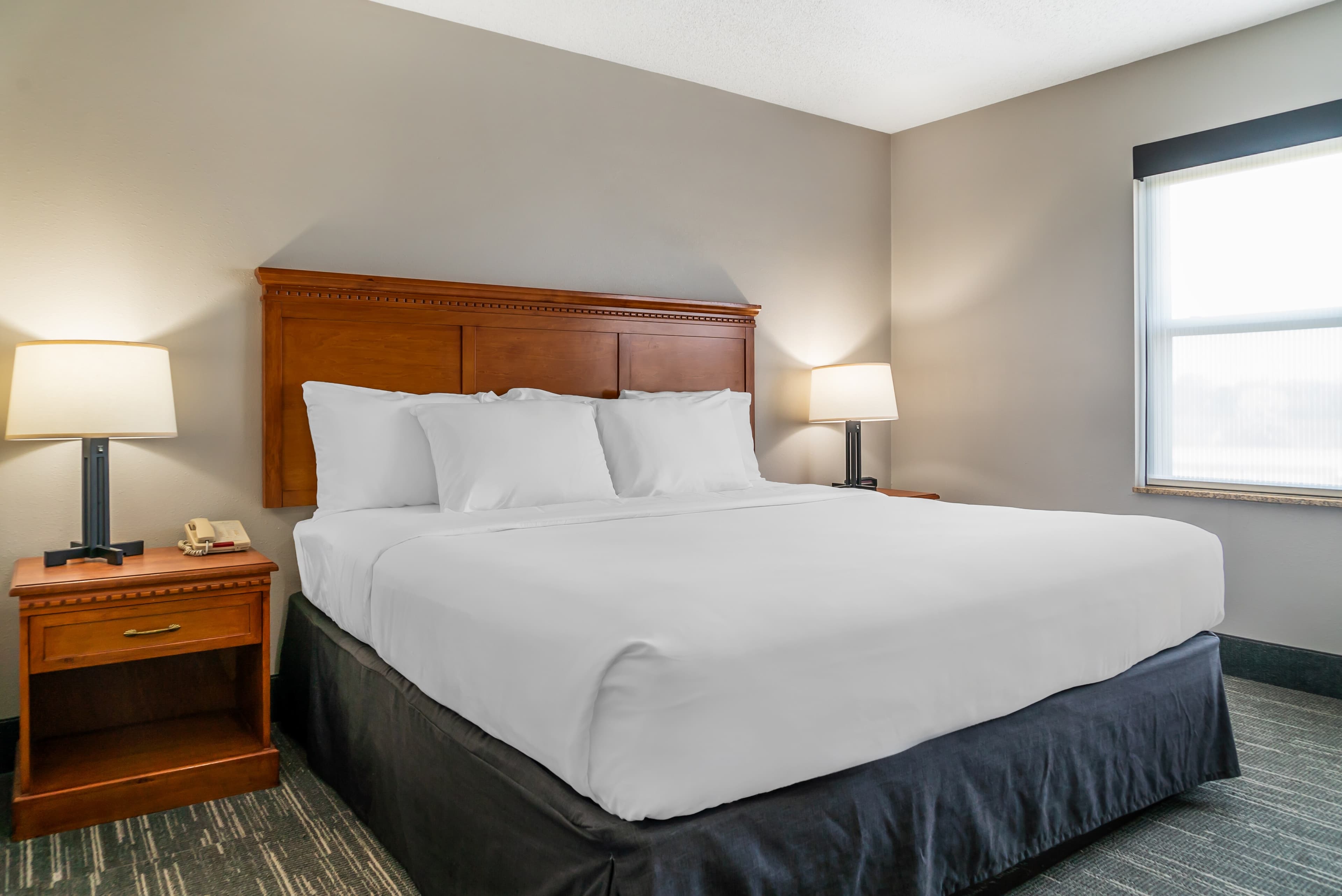 Country Inn & Suites by Radisson, Rossford - Toledo South — 27