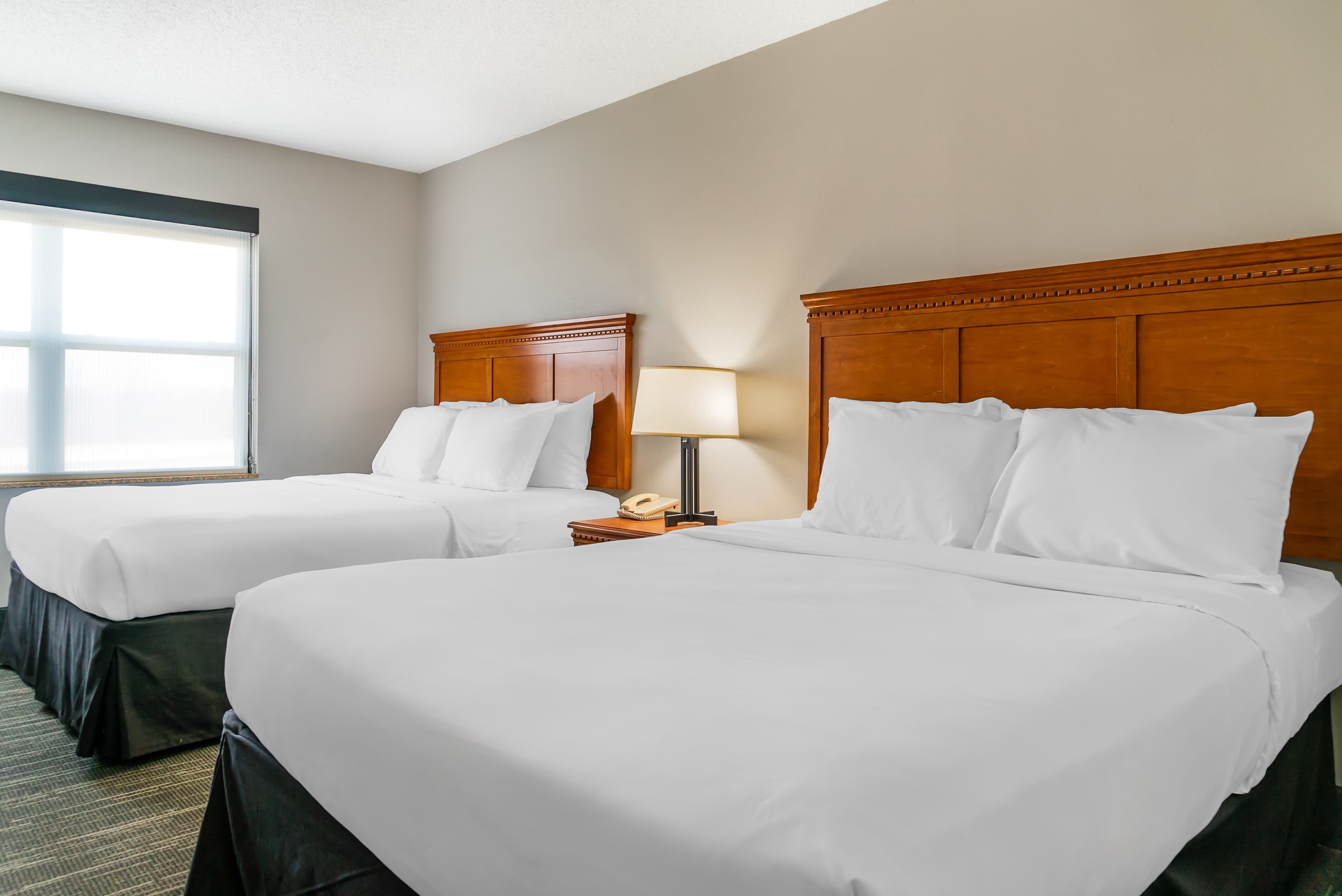 Country Inn & Suites by Radisson, Rossford - Toledo South — 22