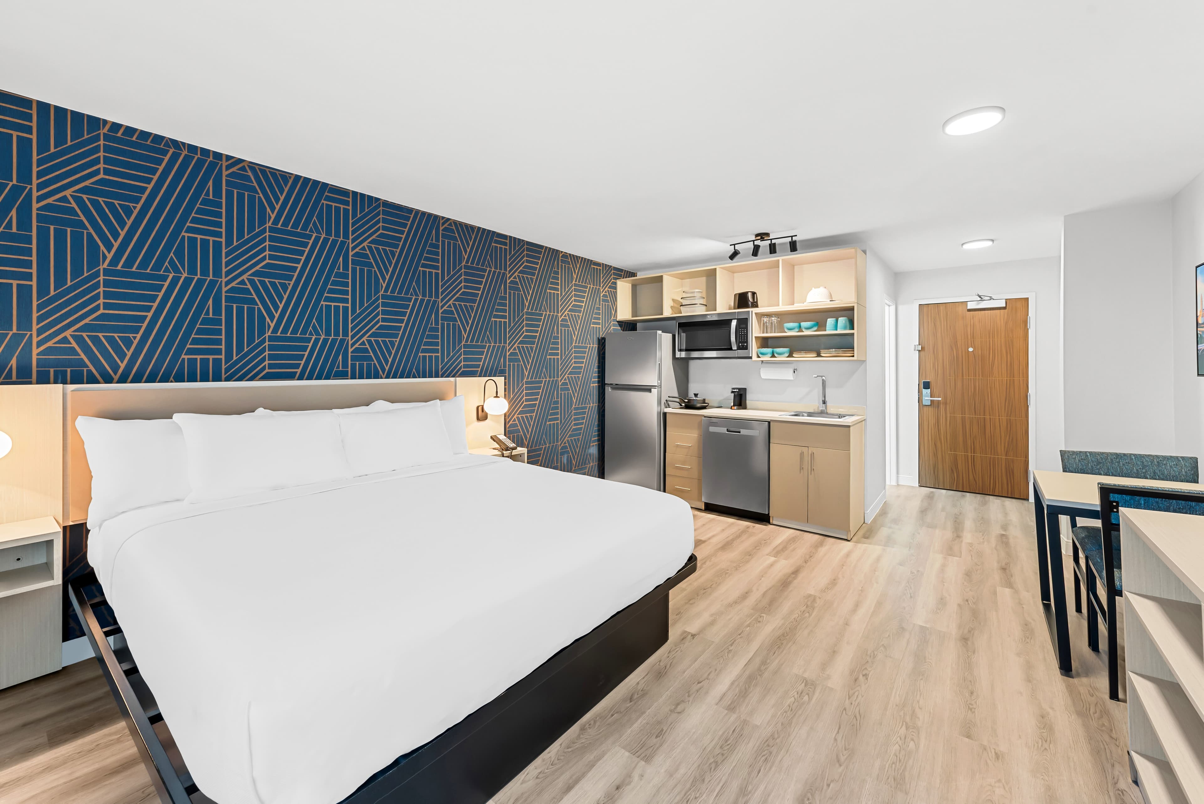 MainStay Suites Columbus North - Worthington - Image 1