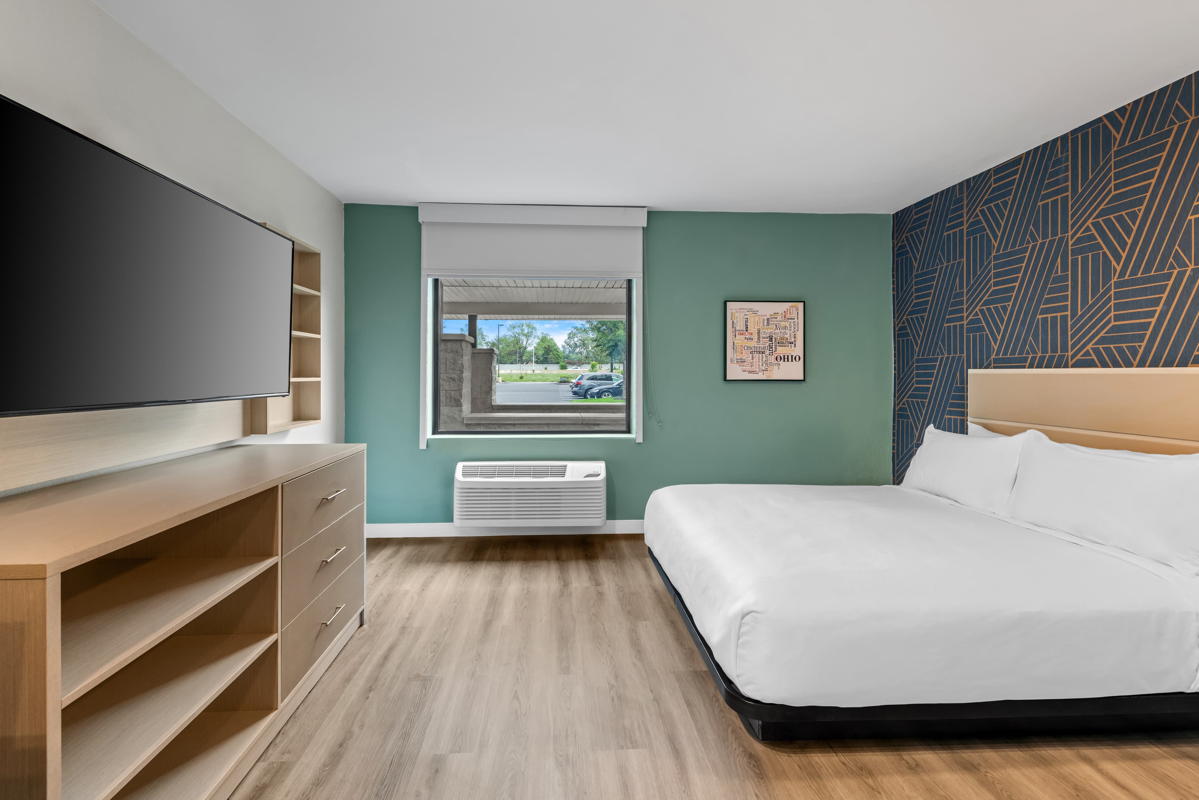 MainStay Suites Columbus North - Worthington - Image 2