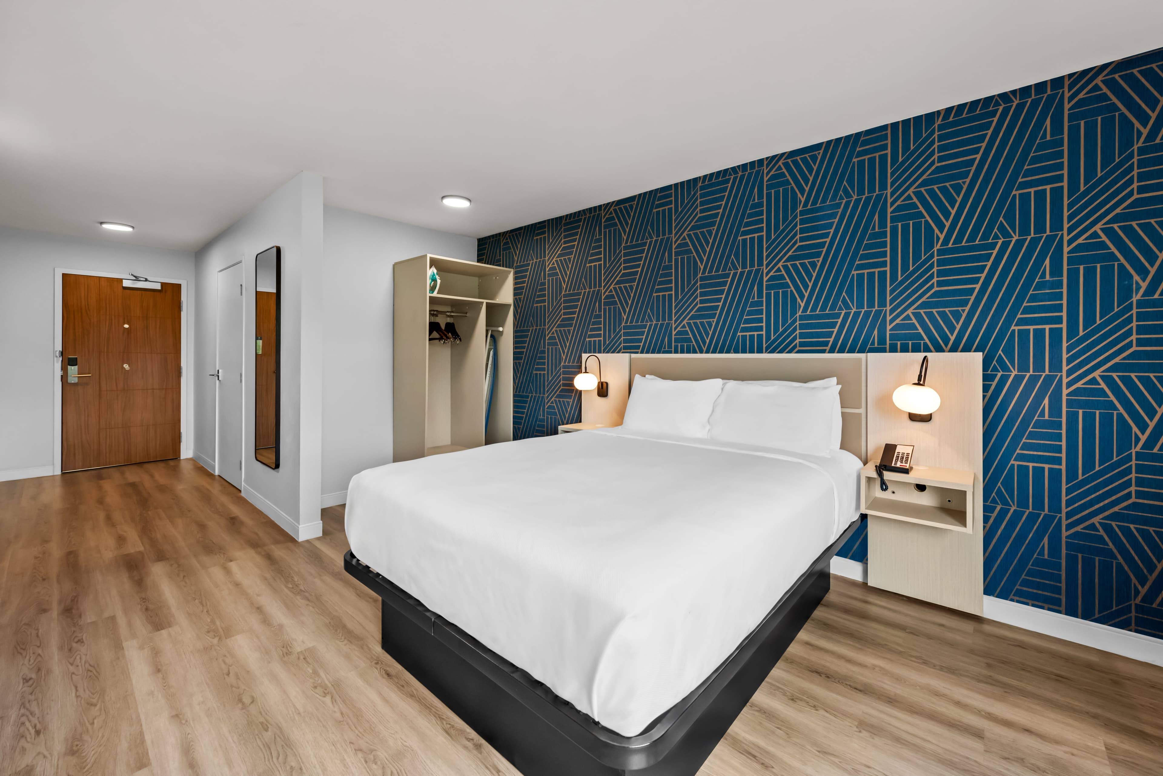 MainStay Suites Columbus North - Worthington — 7