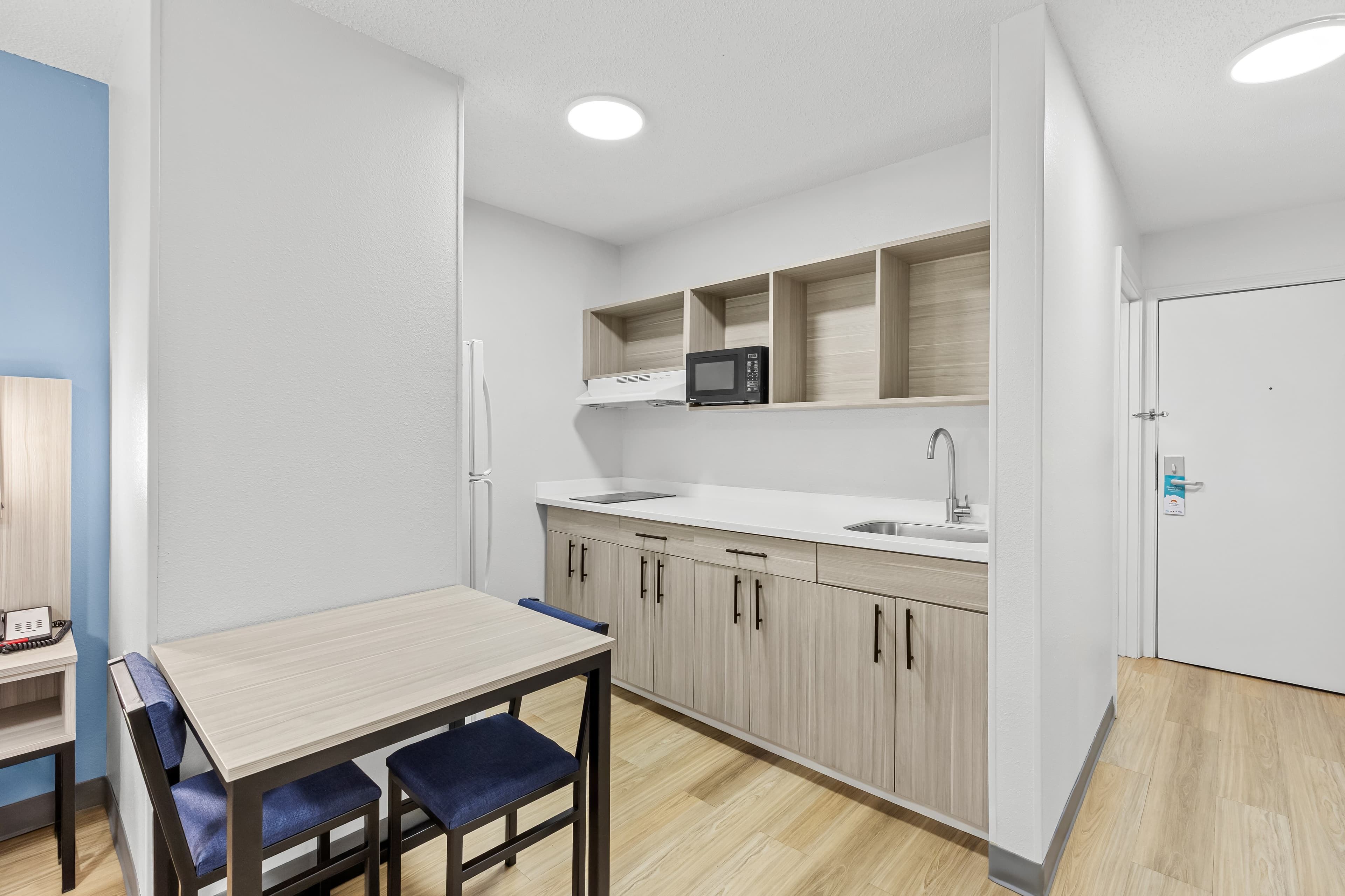 Suburban Studios Copley Akron West — 9
