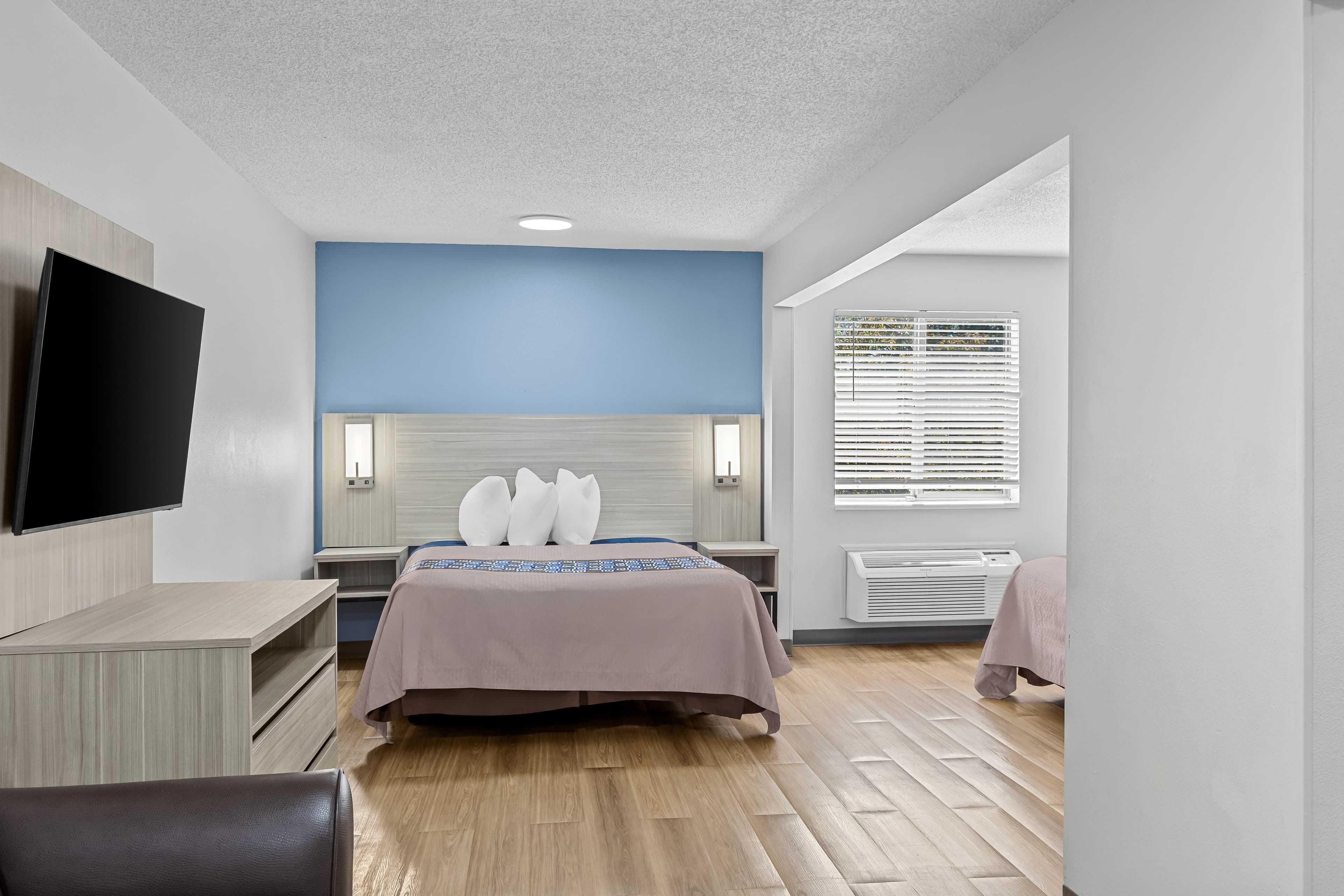 Suburban Studios Copley Akron West — 18