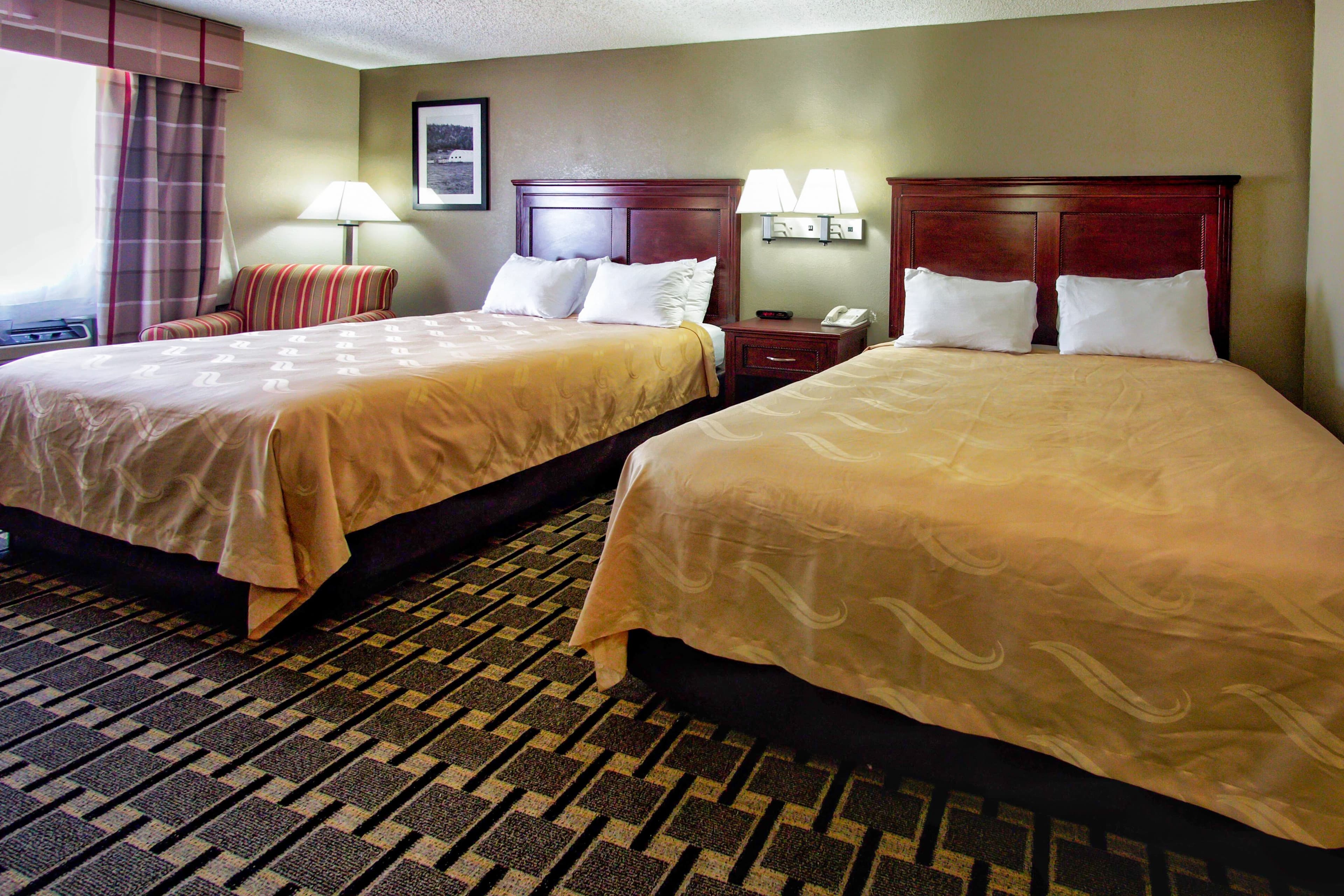 Quality Inn Moore - Oklahoma City - Image 4