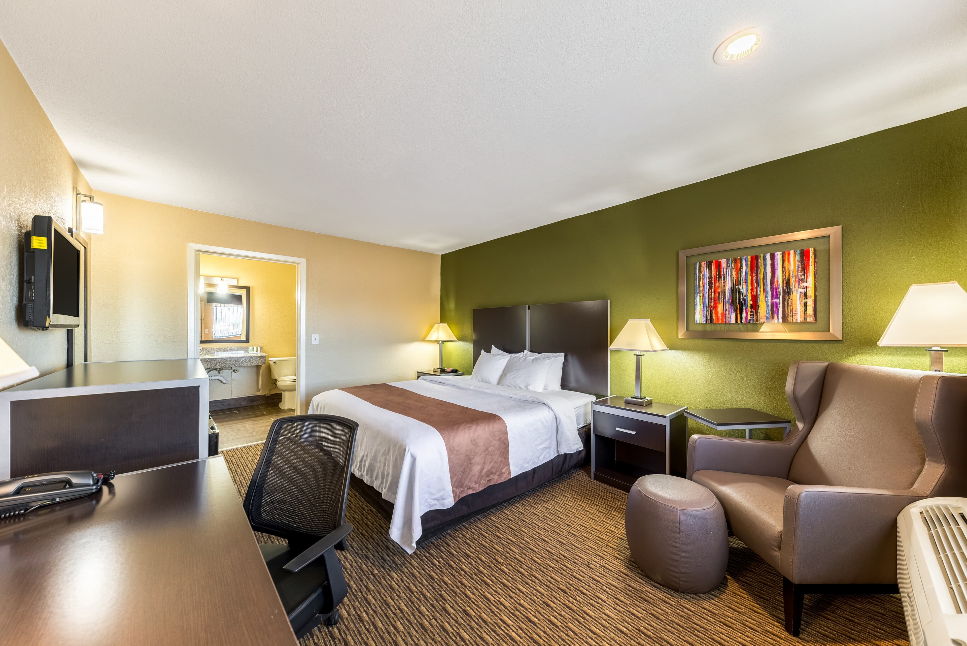 Quality Inn Glenpool - Tulsa - Image 4