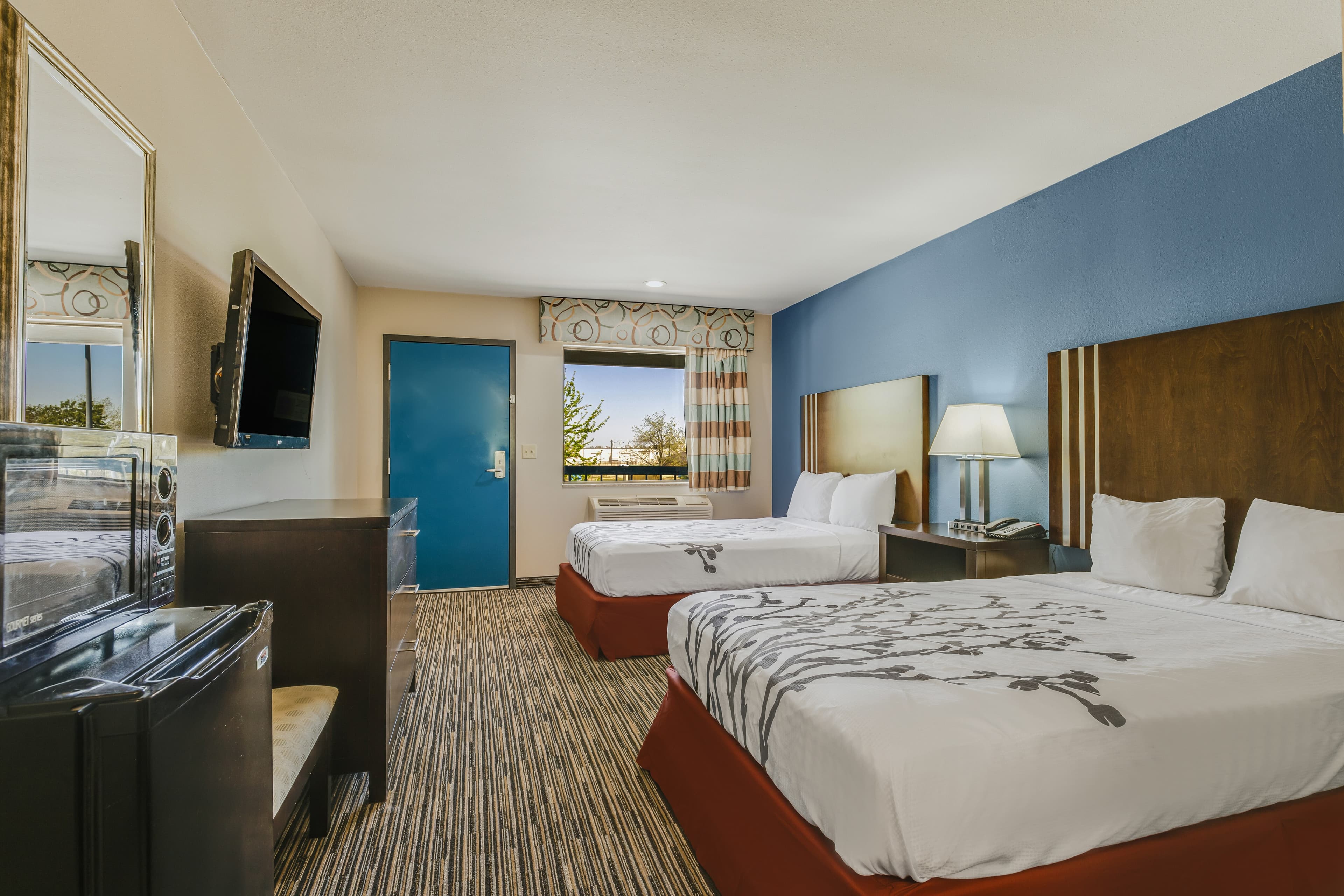 Econo Lodge Inn & Suites Enid South - Image 5