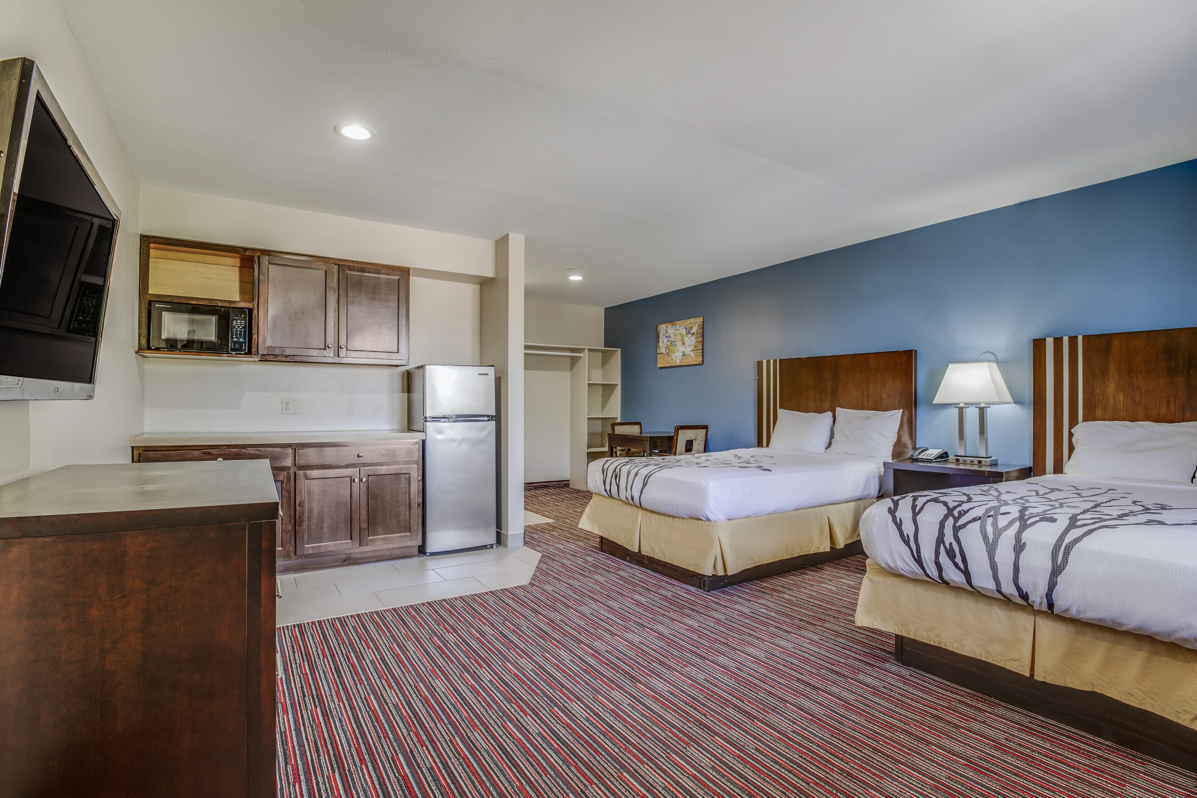 Econo Lodge Inn & Suites Enid South — 42