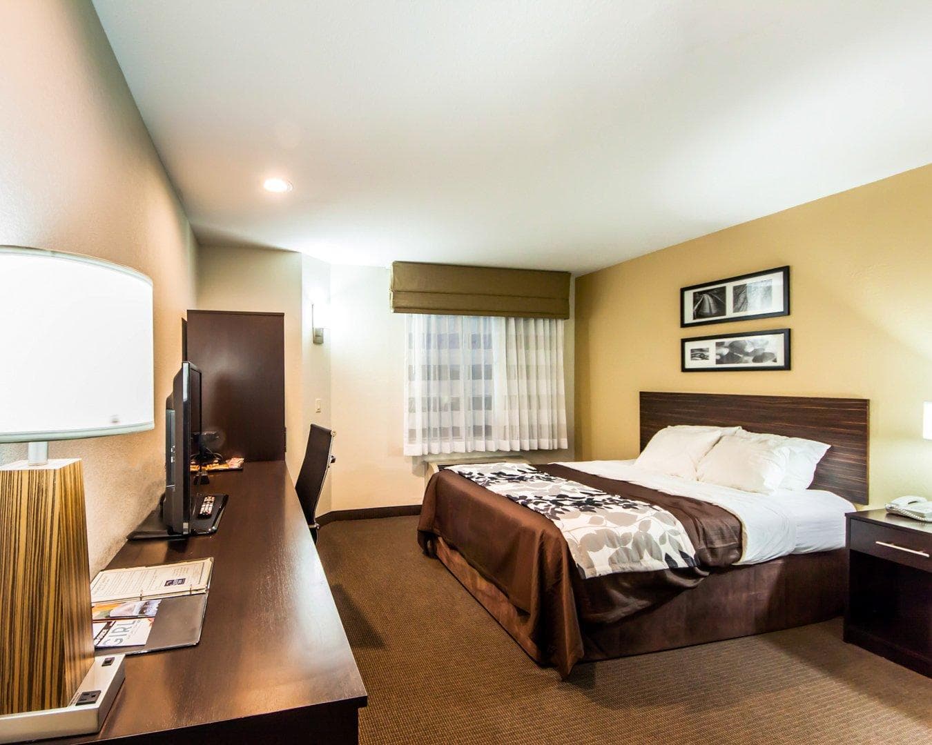 Sleep Inn & Suites Guthrie - Edmond North - Image 2